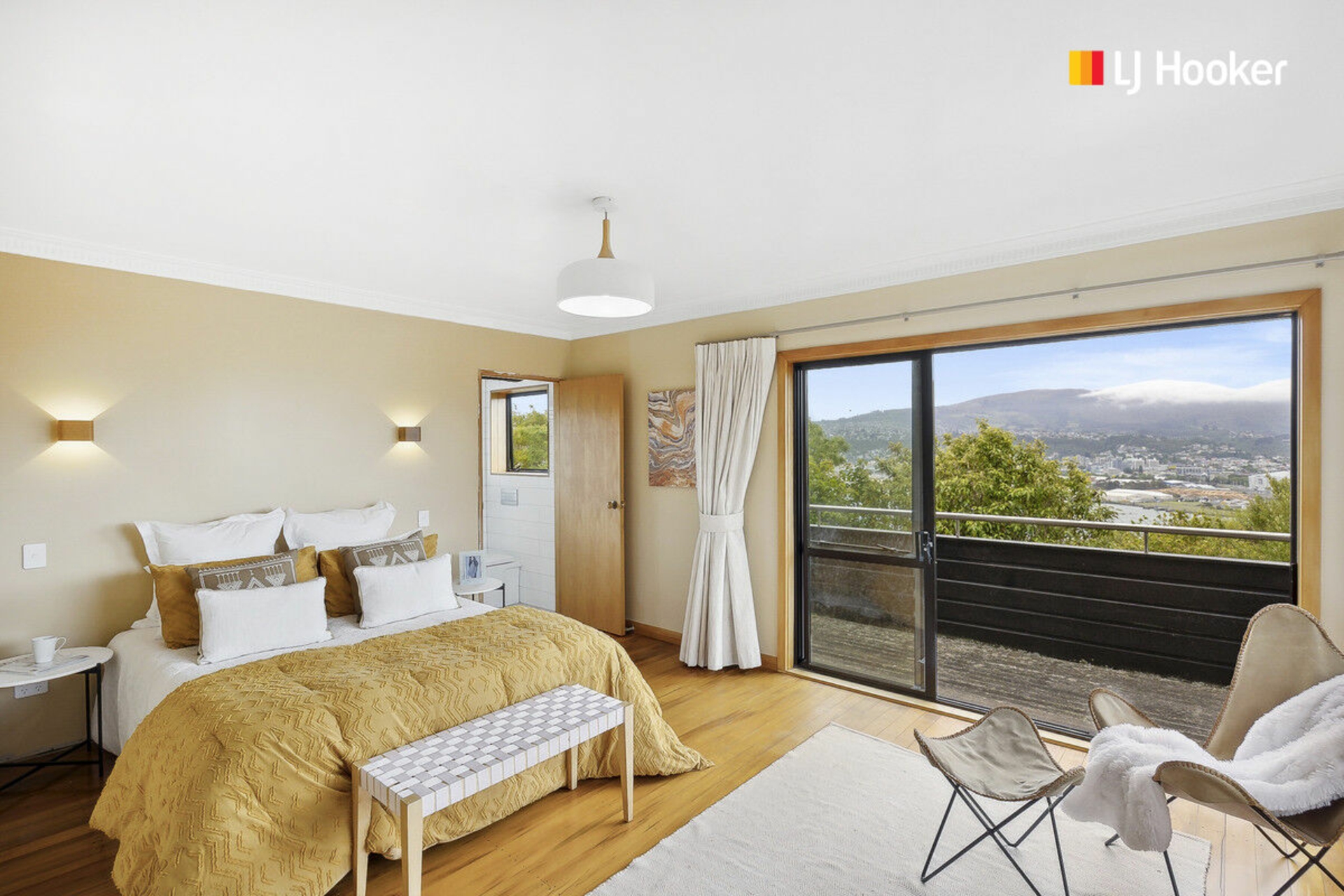 195 Larnach Road, WAVERLEY