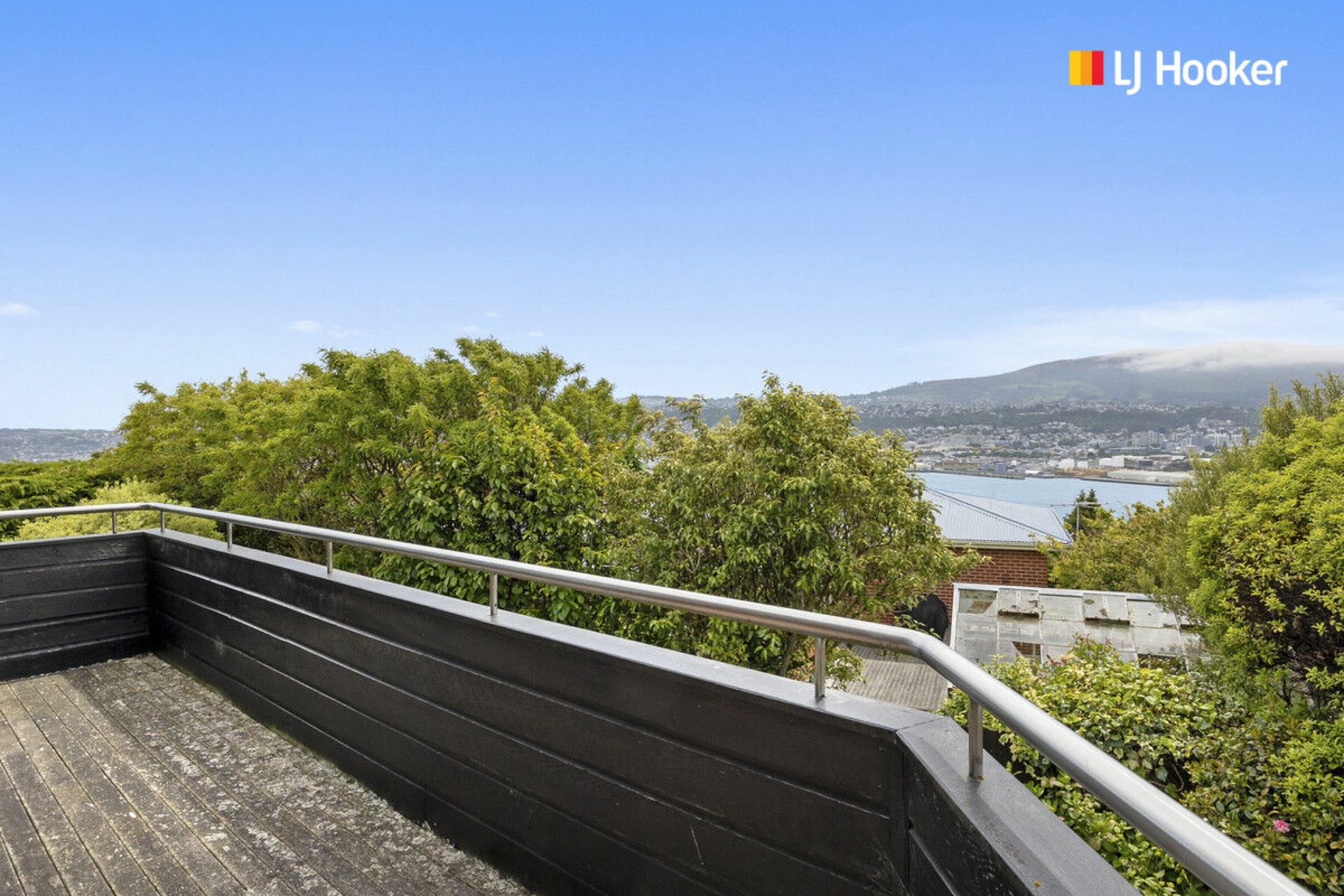 195 Larnach Road, WAVERLEY