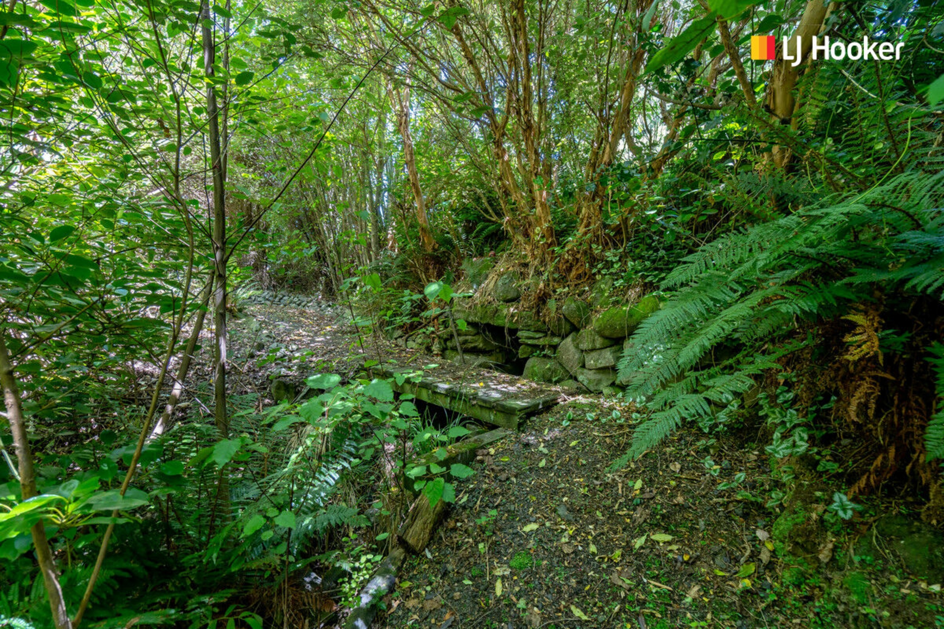 1 Joshua Place, HELENSBURGH