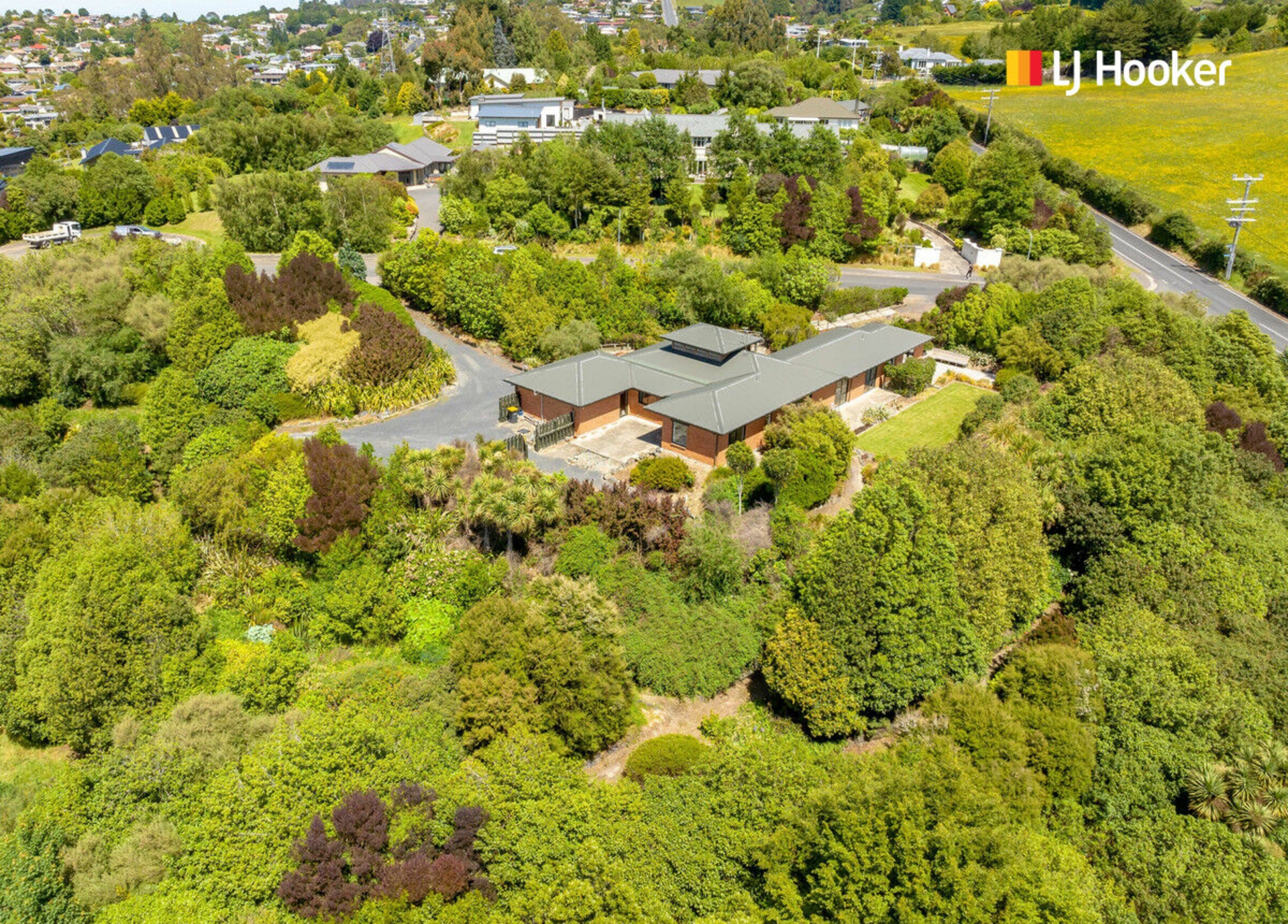 1 Joshua Place, HELENSBURGH
