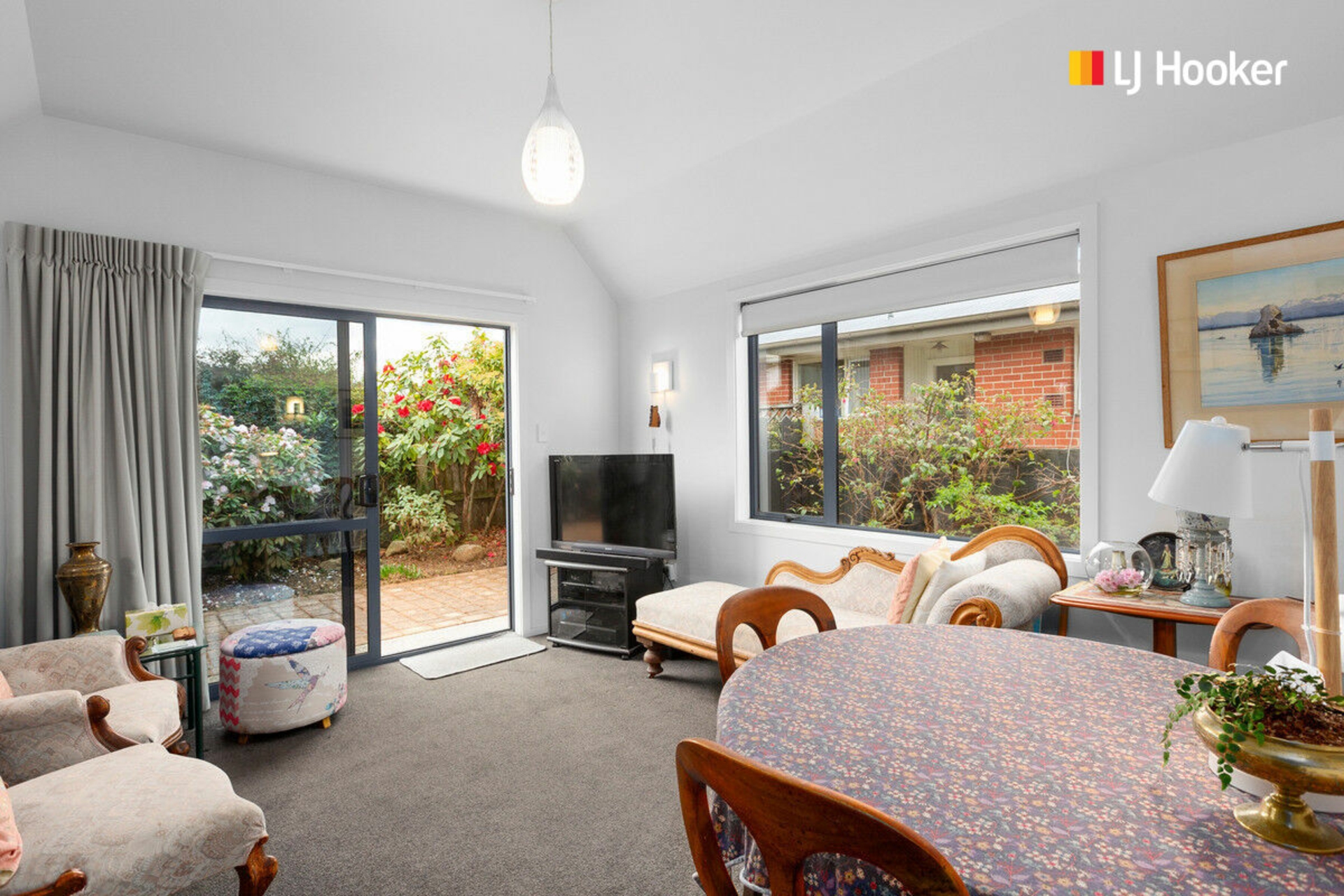 82 Bay View Road, SAINT KILDA