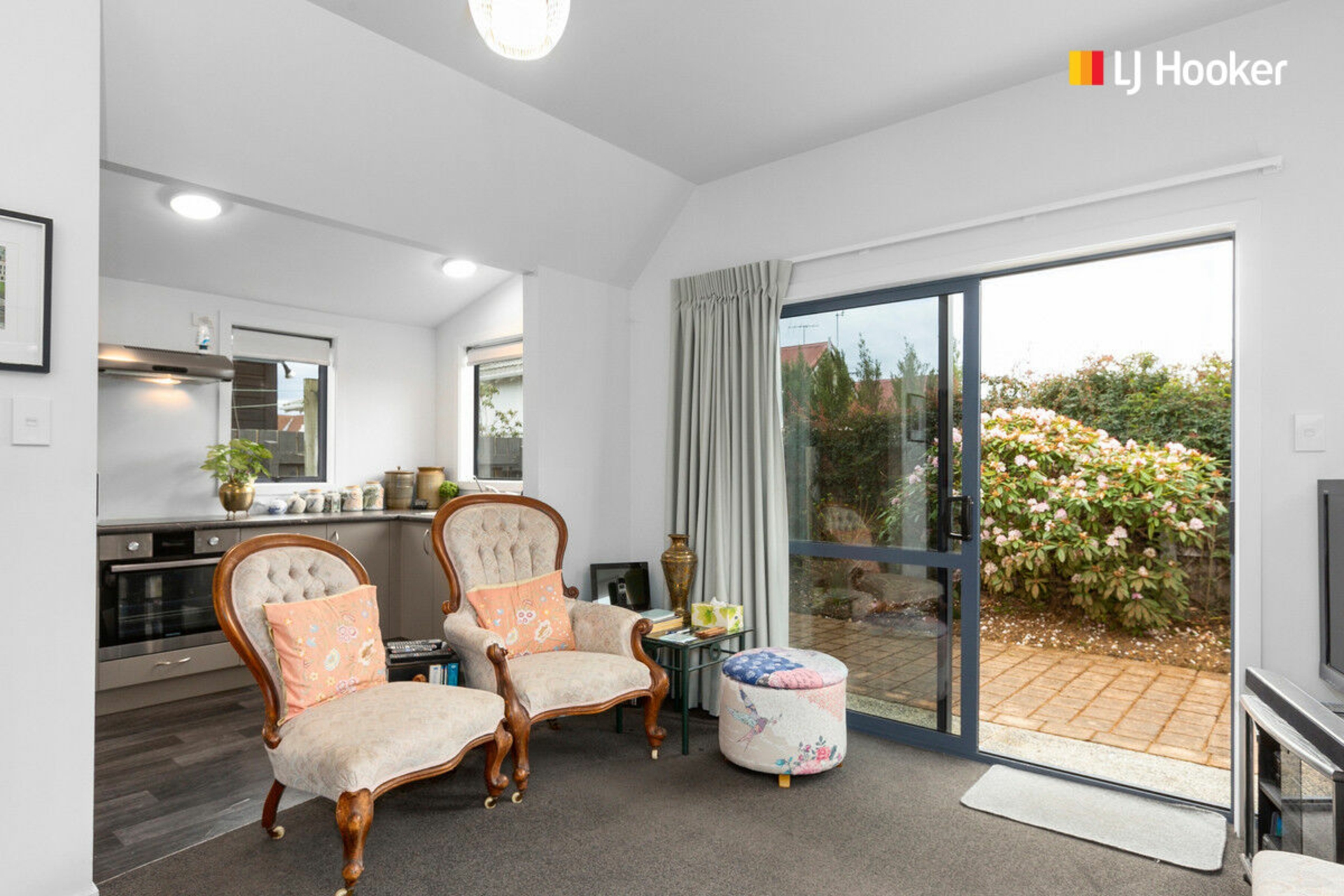 82 Bay View Road, SAINT KILDA