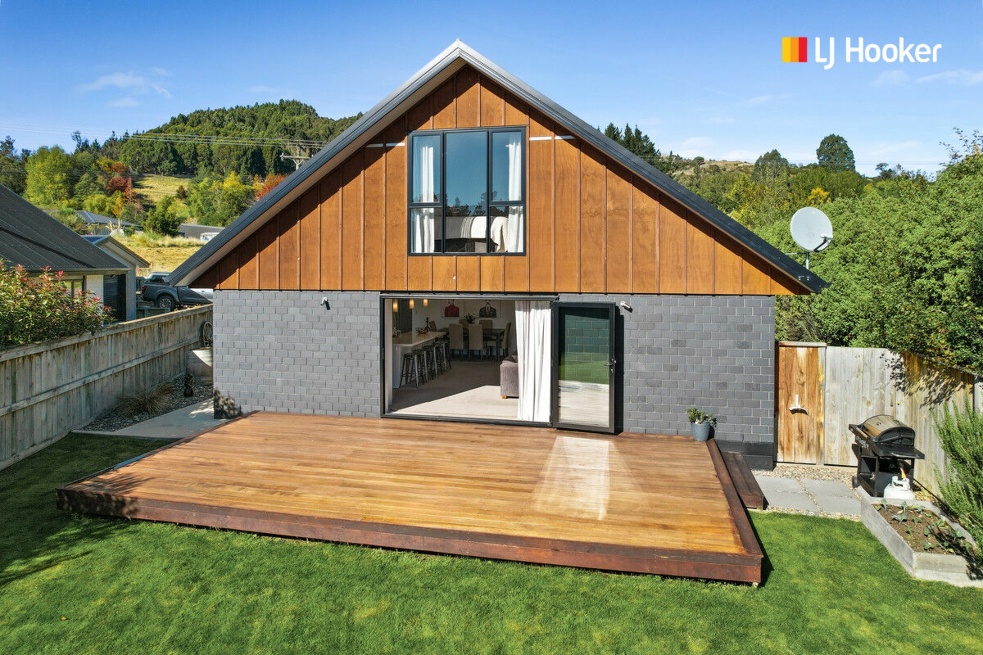 299 Gladstone Road North, MOSGIEL