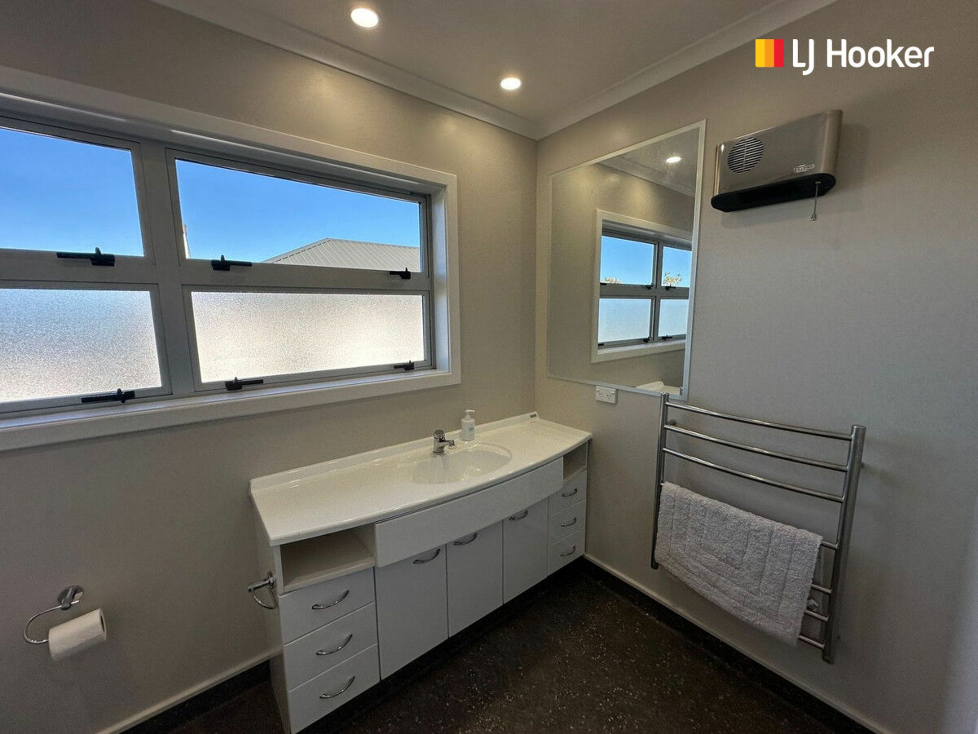 42 Hastings Street, WAKARI