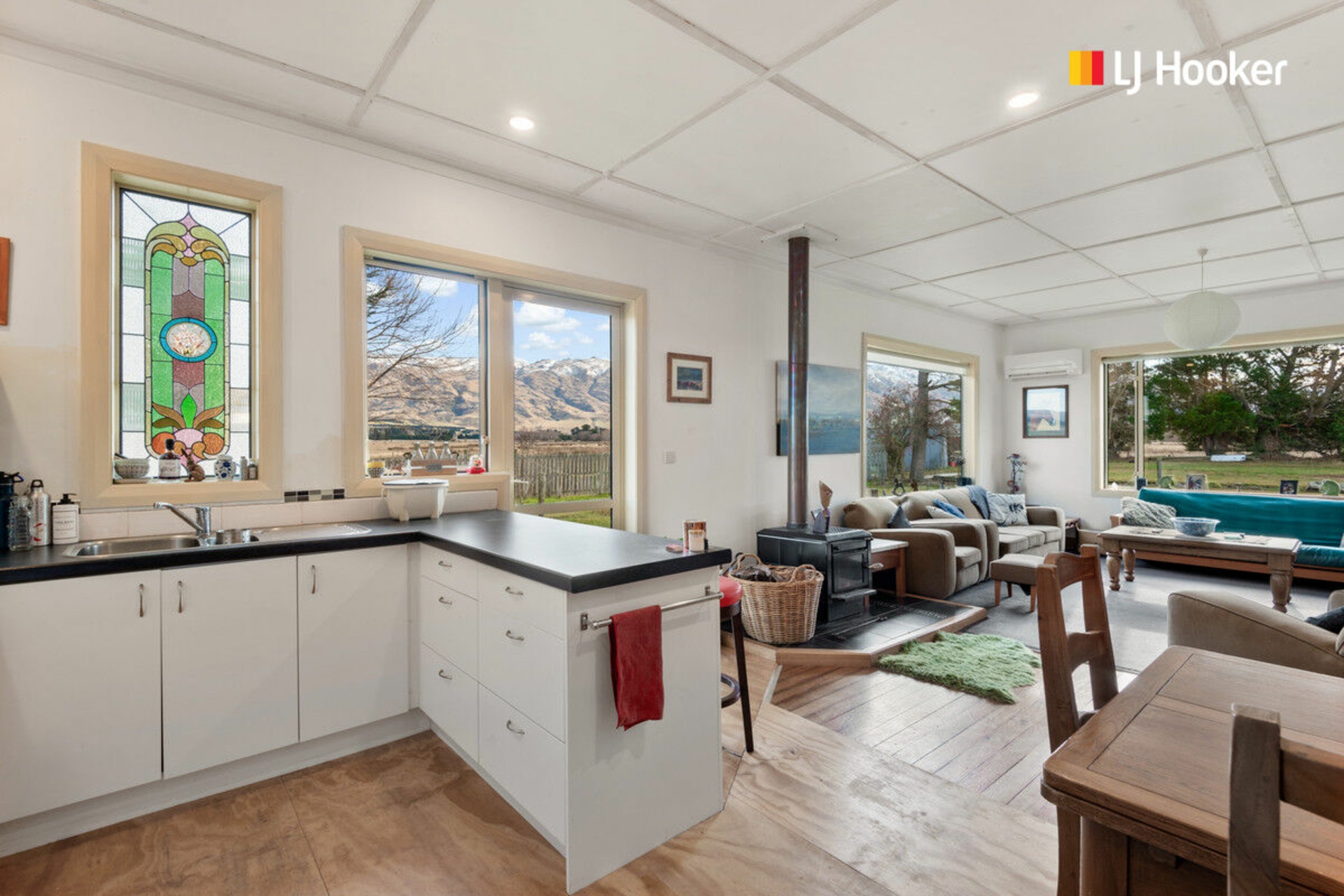 6189 MiddlemarchSutton Road Middlemarch Otago Lifestyle for Sale