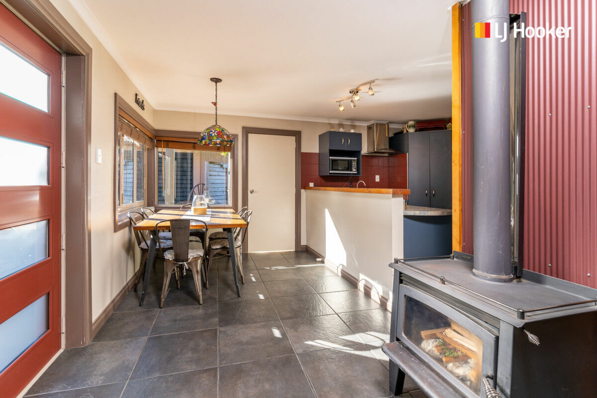 11 Taylor Street, BRIGHTON