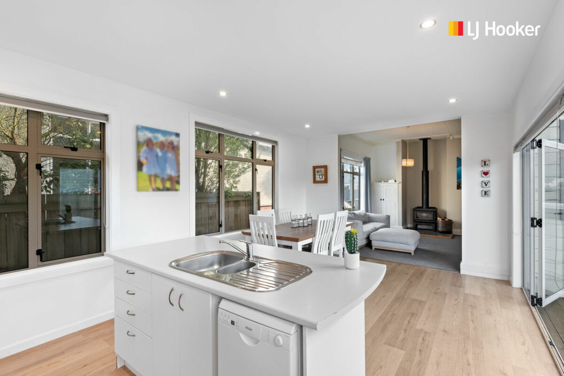 69 Hargest Crescent, SAINT CLAIR