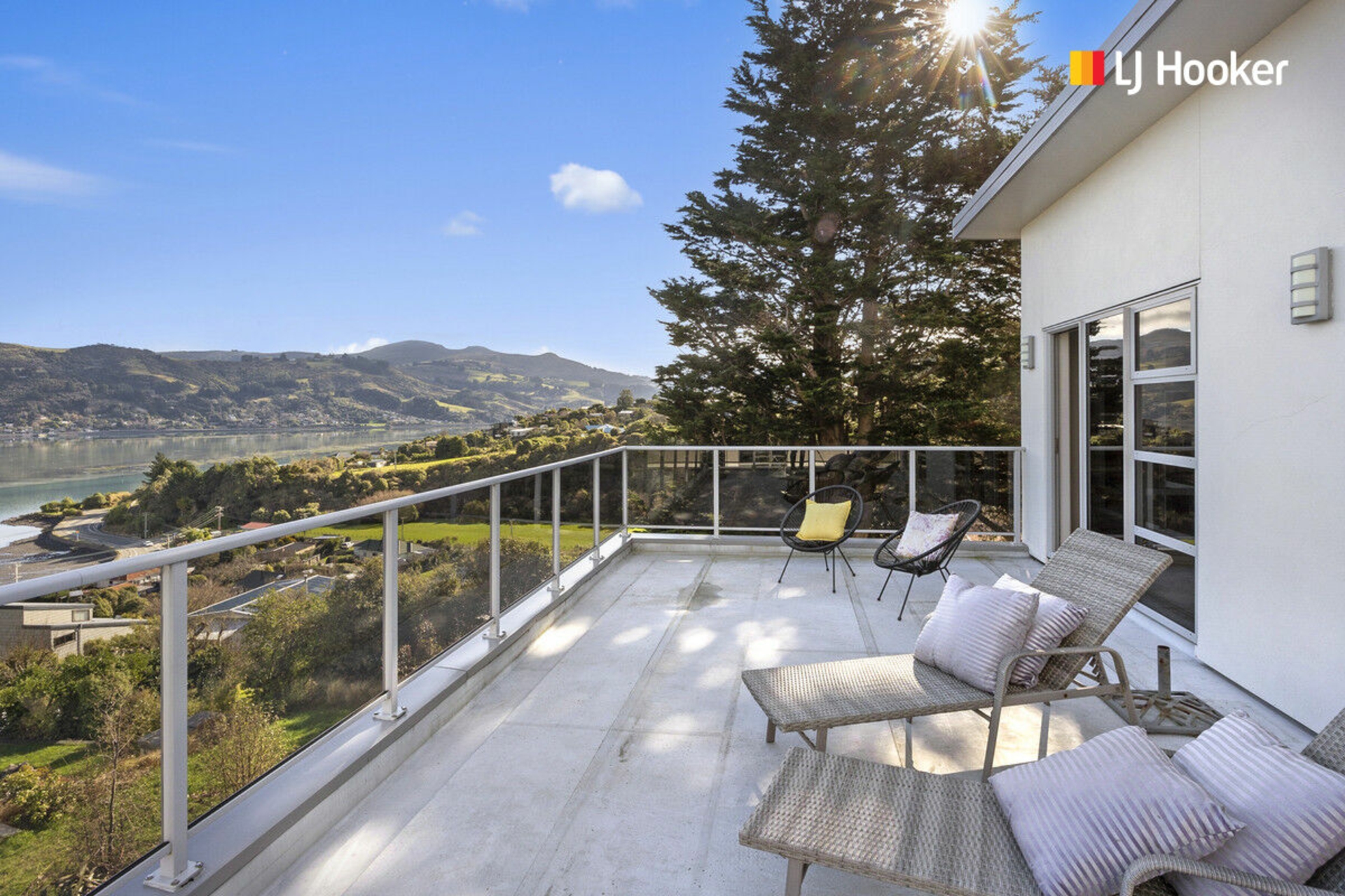 102 Mission Cove, COMPANY BAY