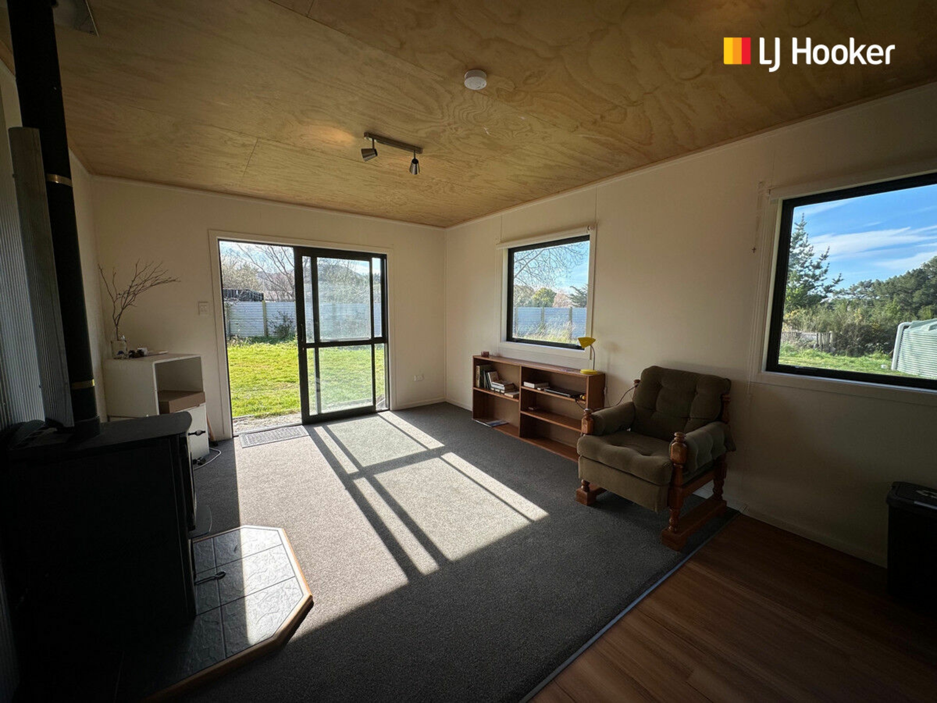 6 Kennard Crescent, KARITANE