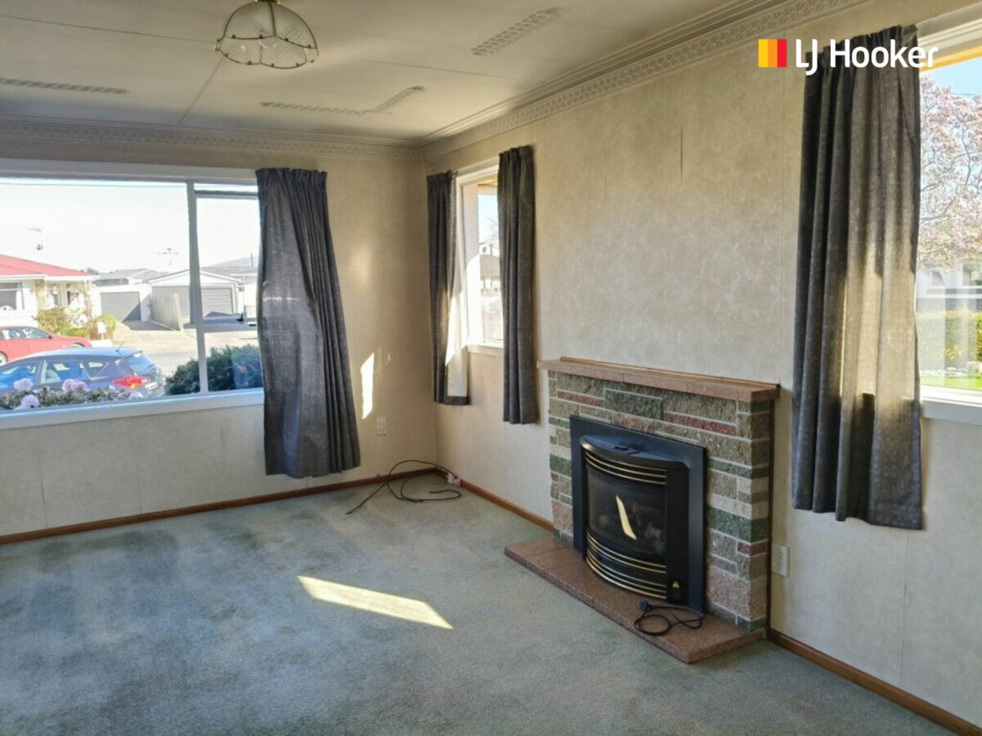 13 Duff Place, MOSGIEL