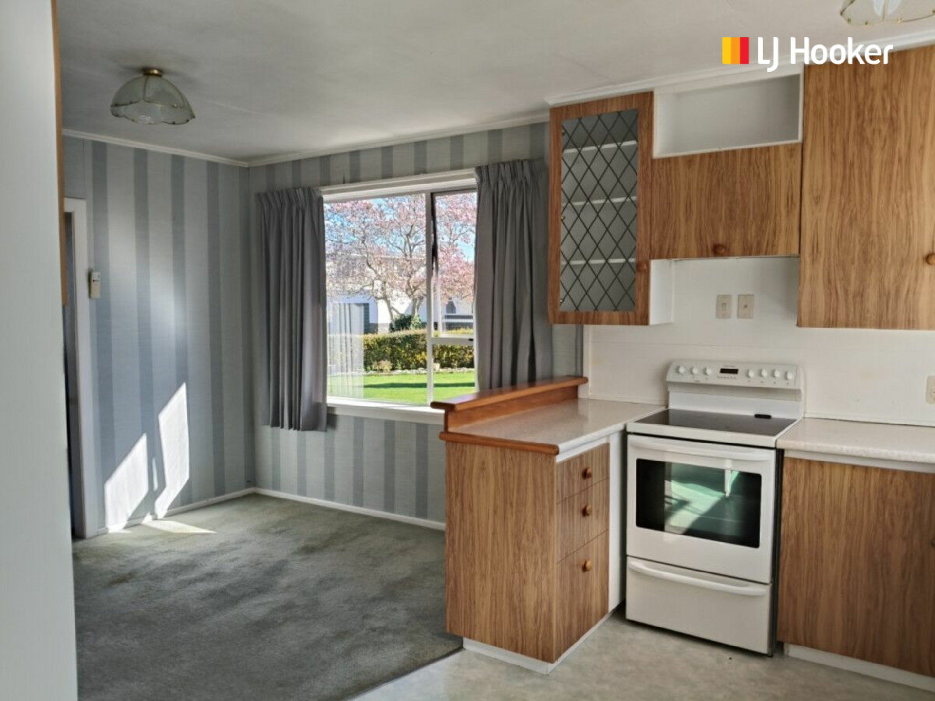 13 Duff Place, MOSGIEL