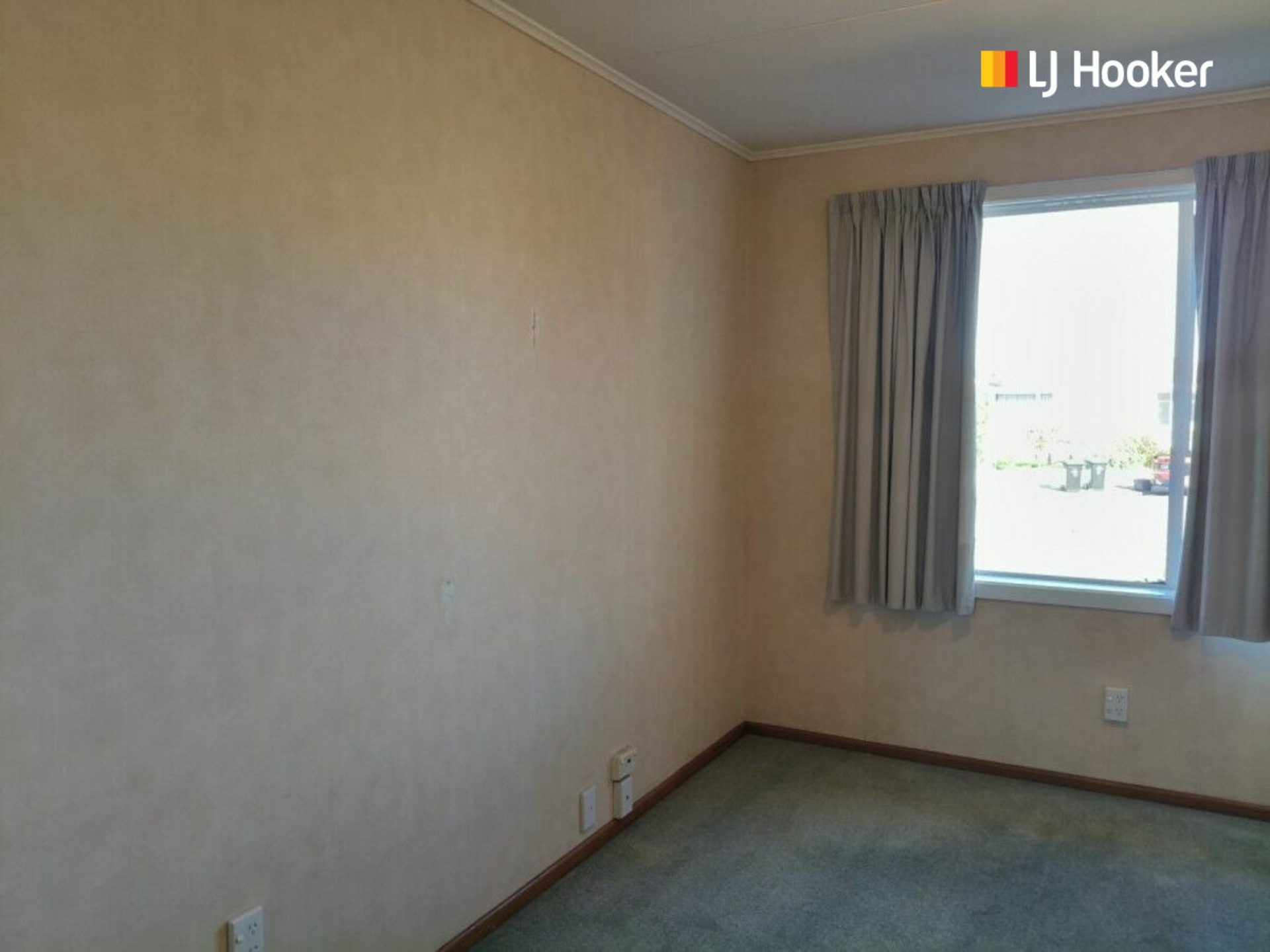 13 Duff Place, MOSGIEL