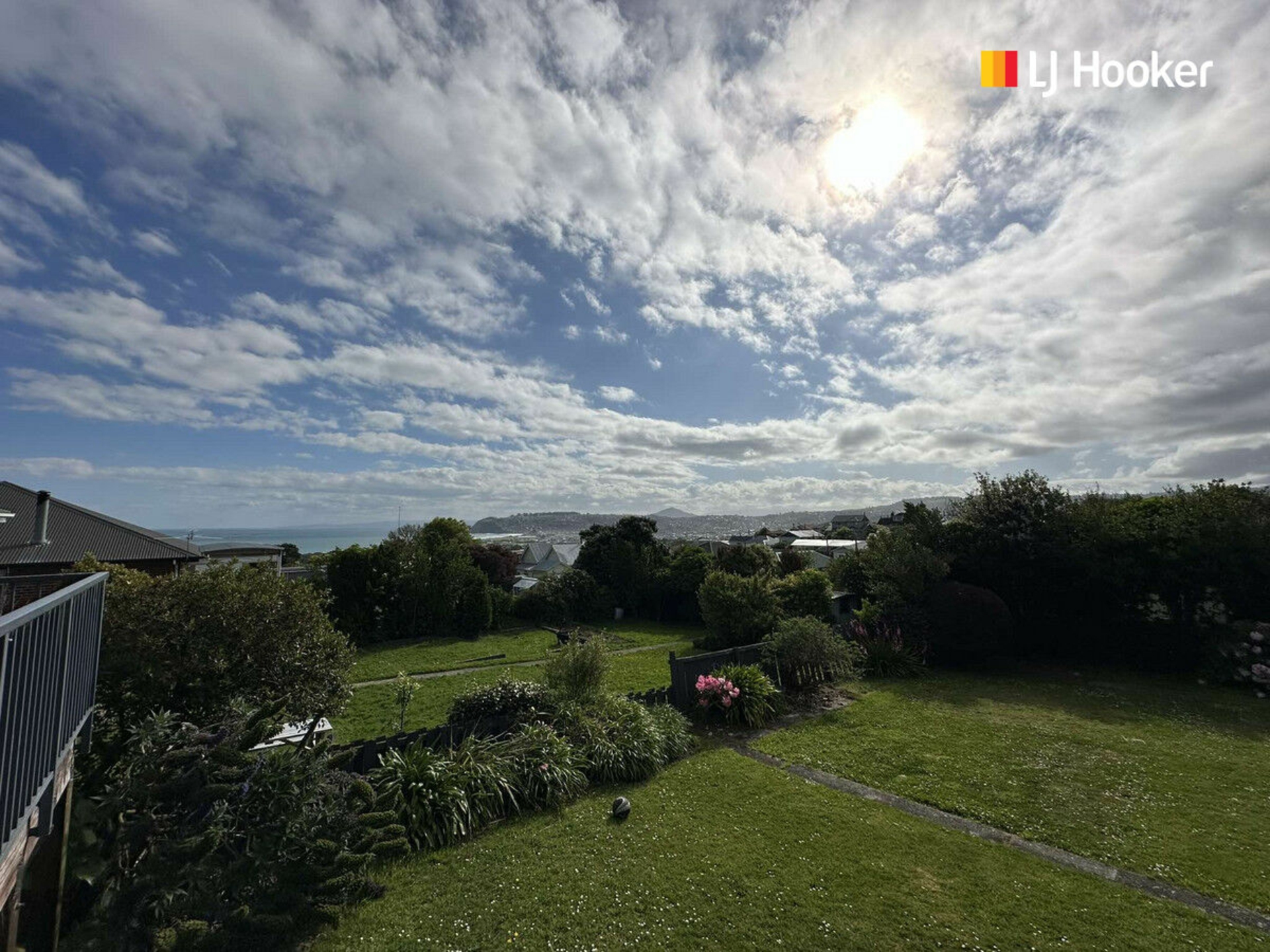 27 Stirling Street, ANDERSONS BAY