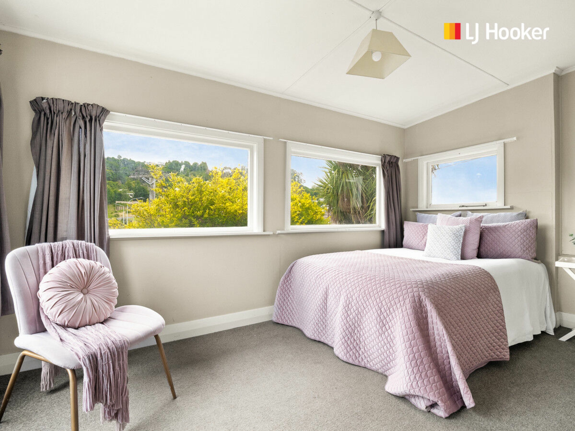 385 South Road, CAVERSHAM
