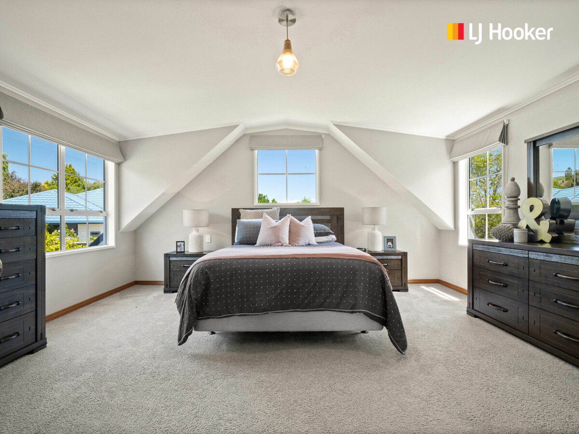 1 Jaffray Drive, EAST TAIERI