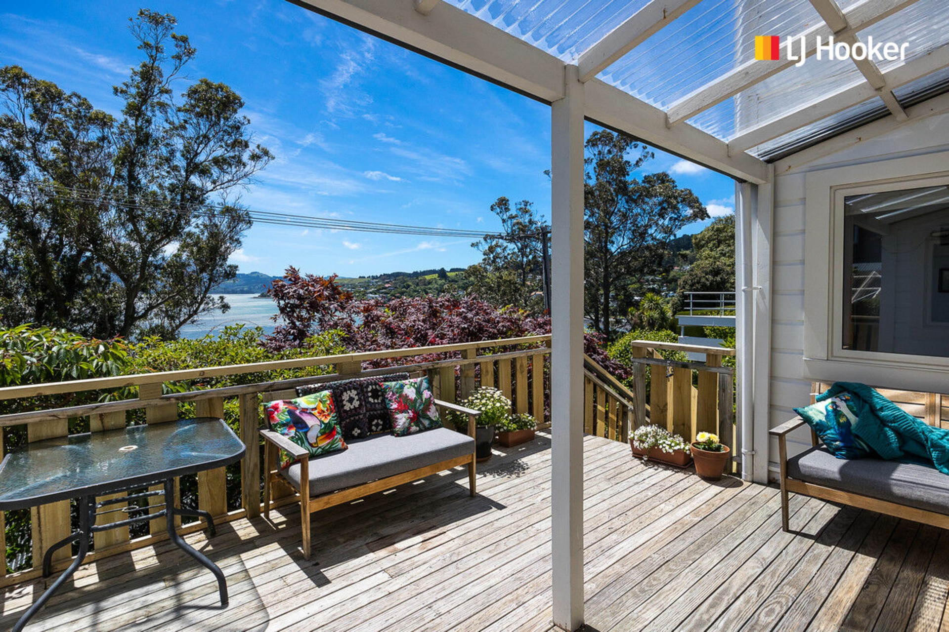 33 Marine Parade, MACANDREW BAY