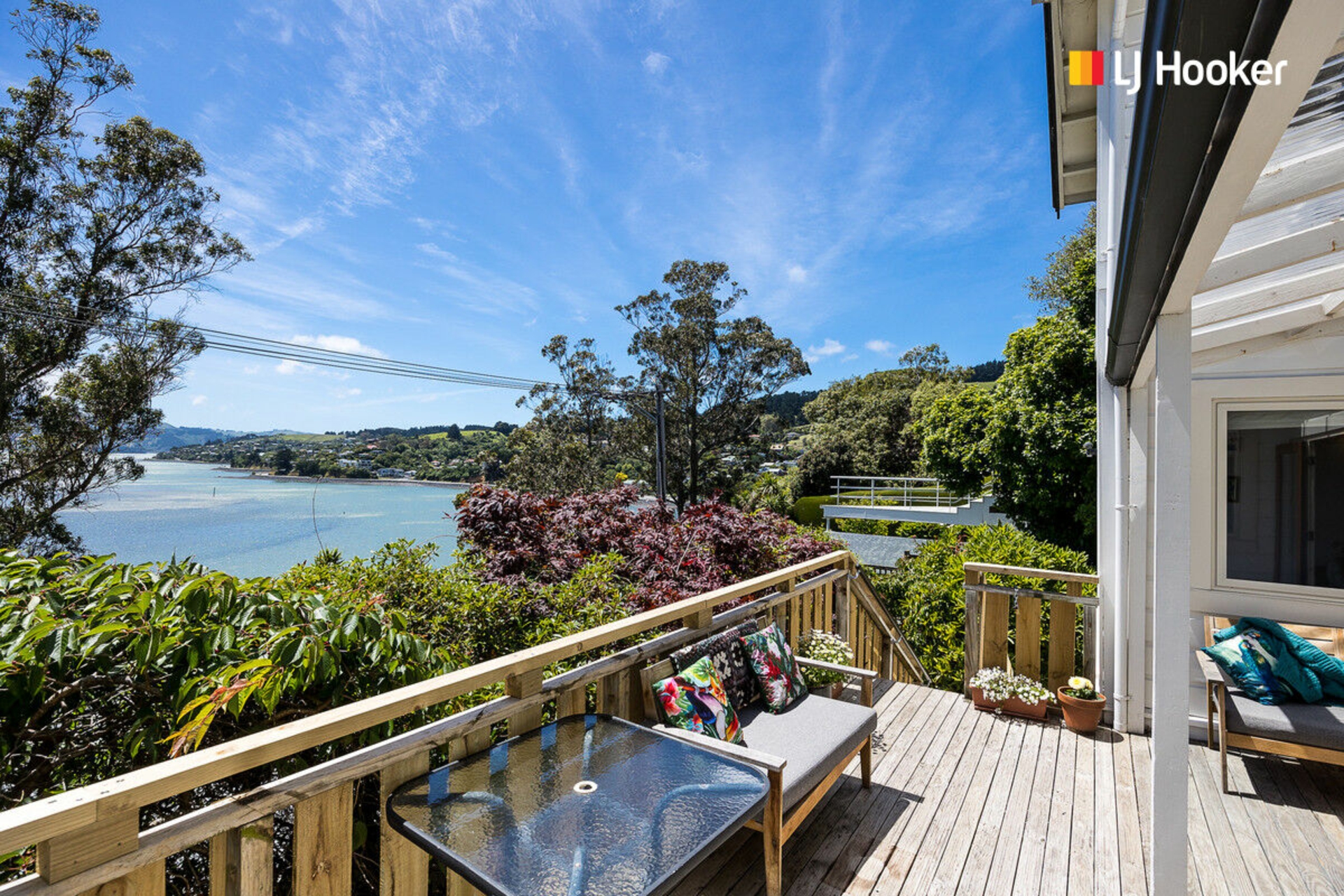 33 Marine Parade, MACANDREW BAY
