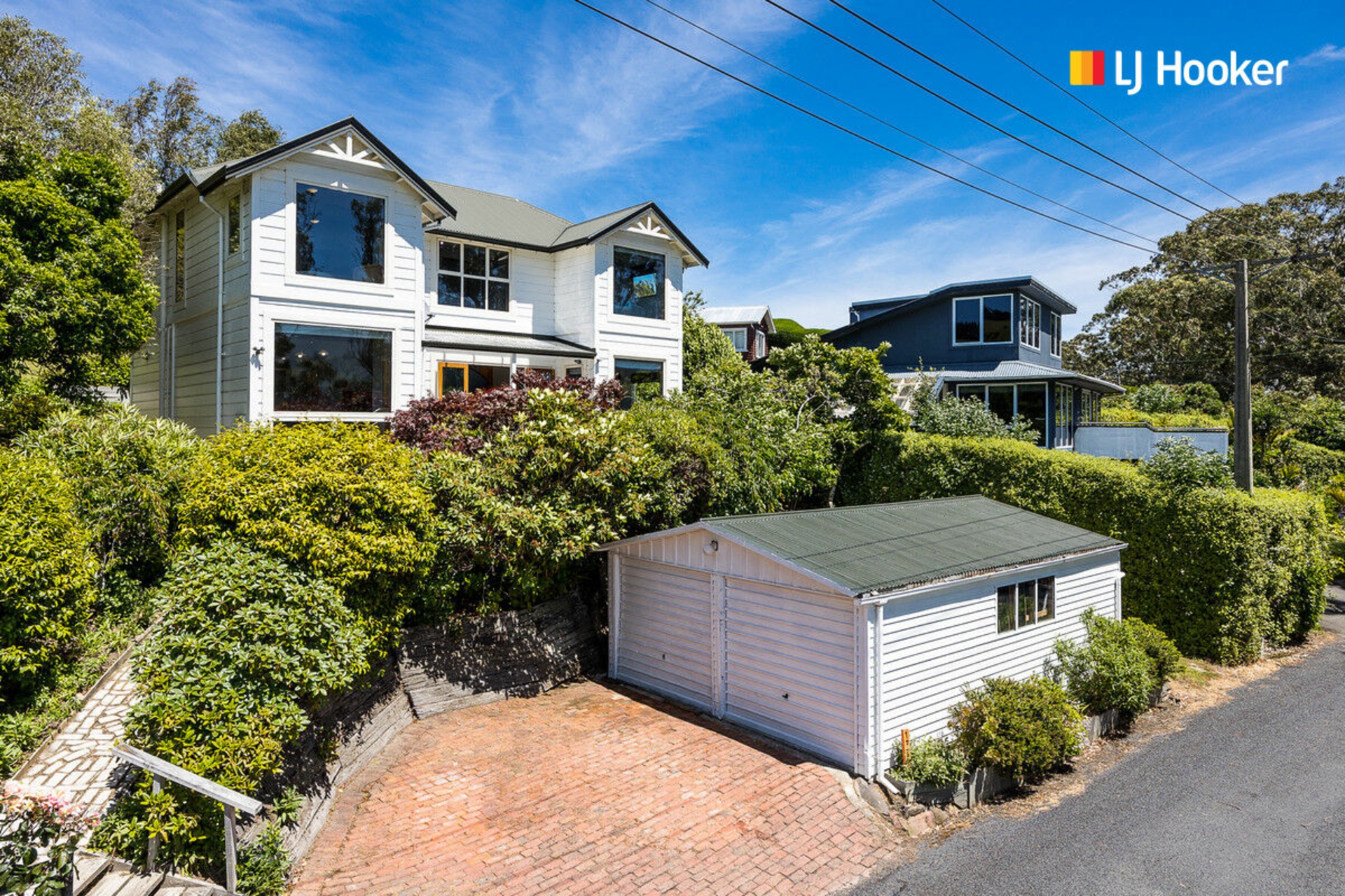 33 Marine Parade, MACANDREW BAY