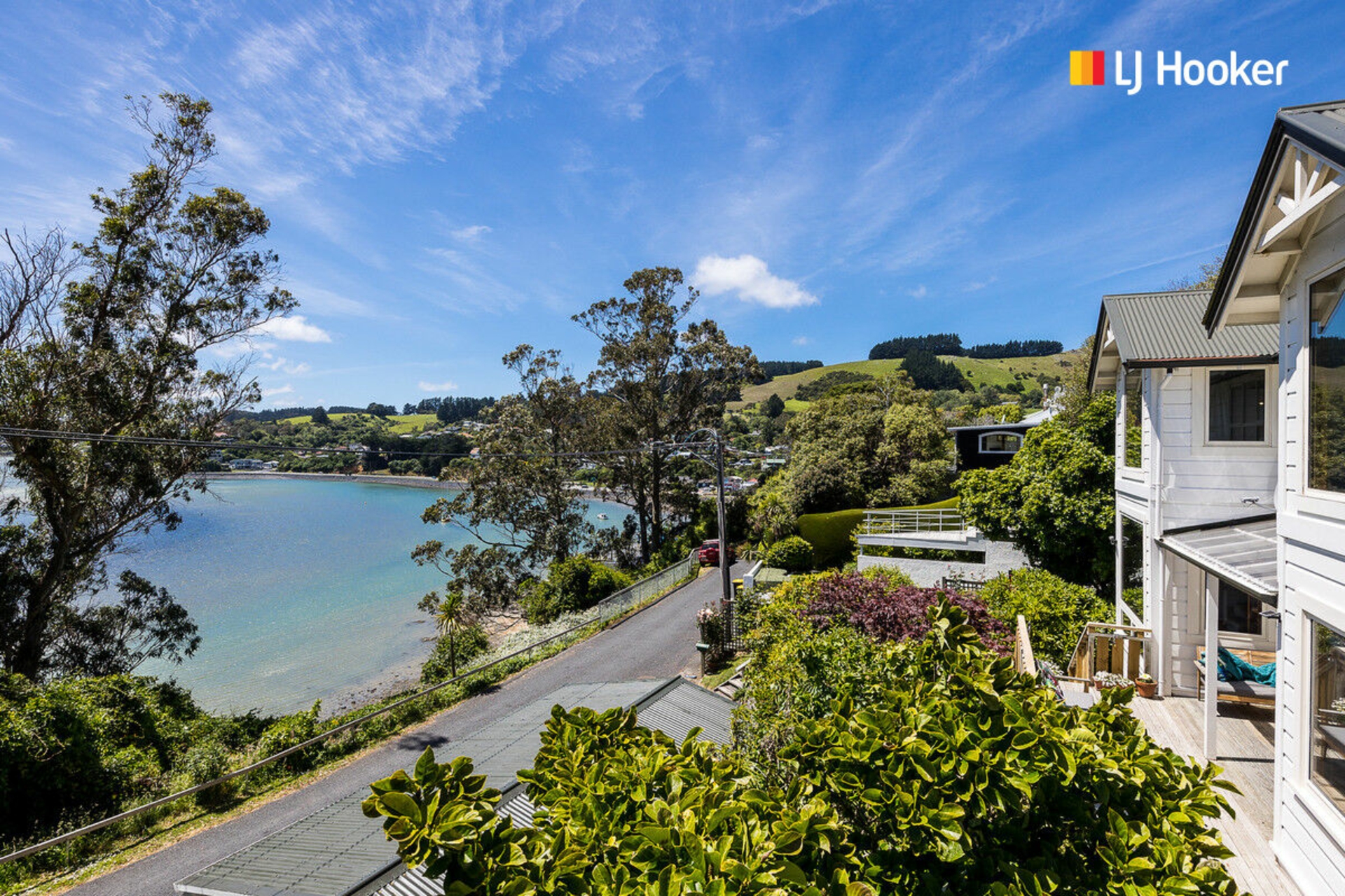 33 Marine Parade, MACANDREW BAY