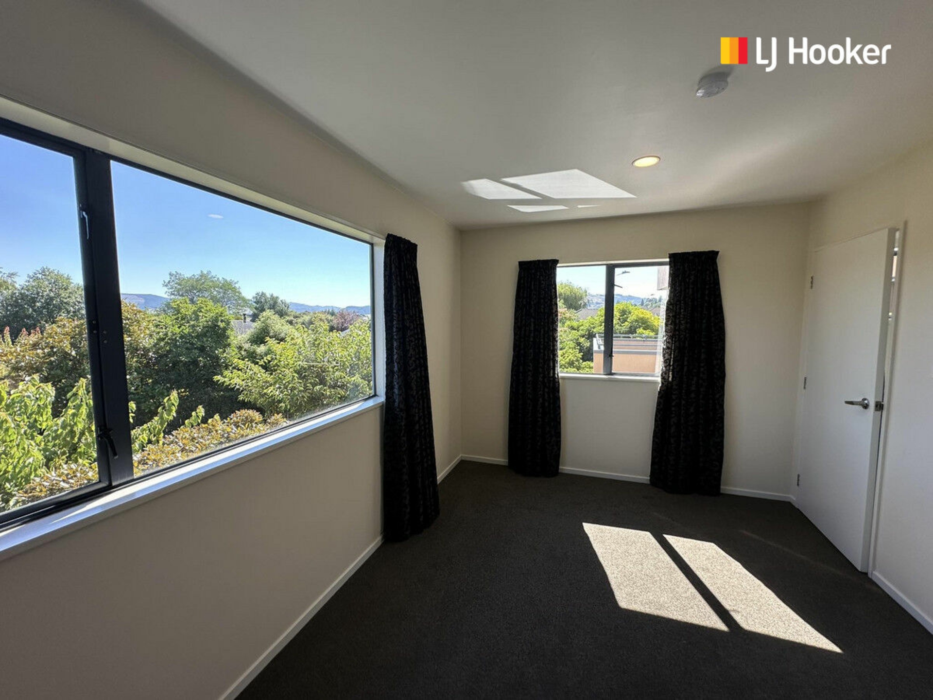 6 Brookside Place, MOSGIEL