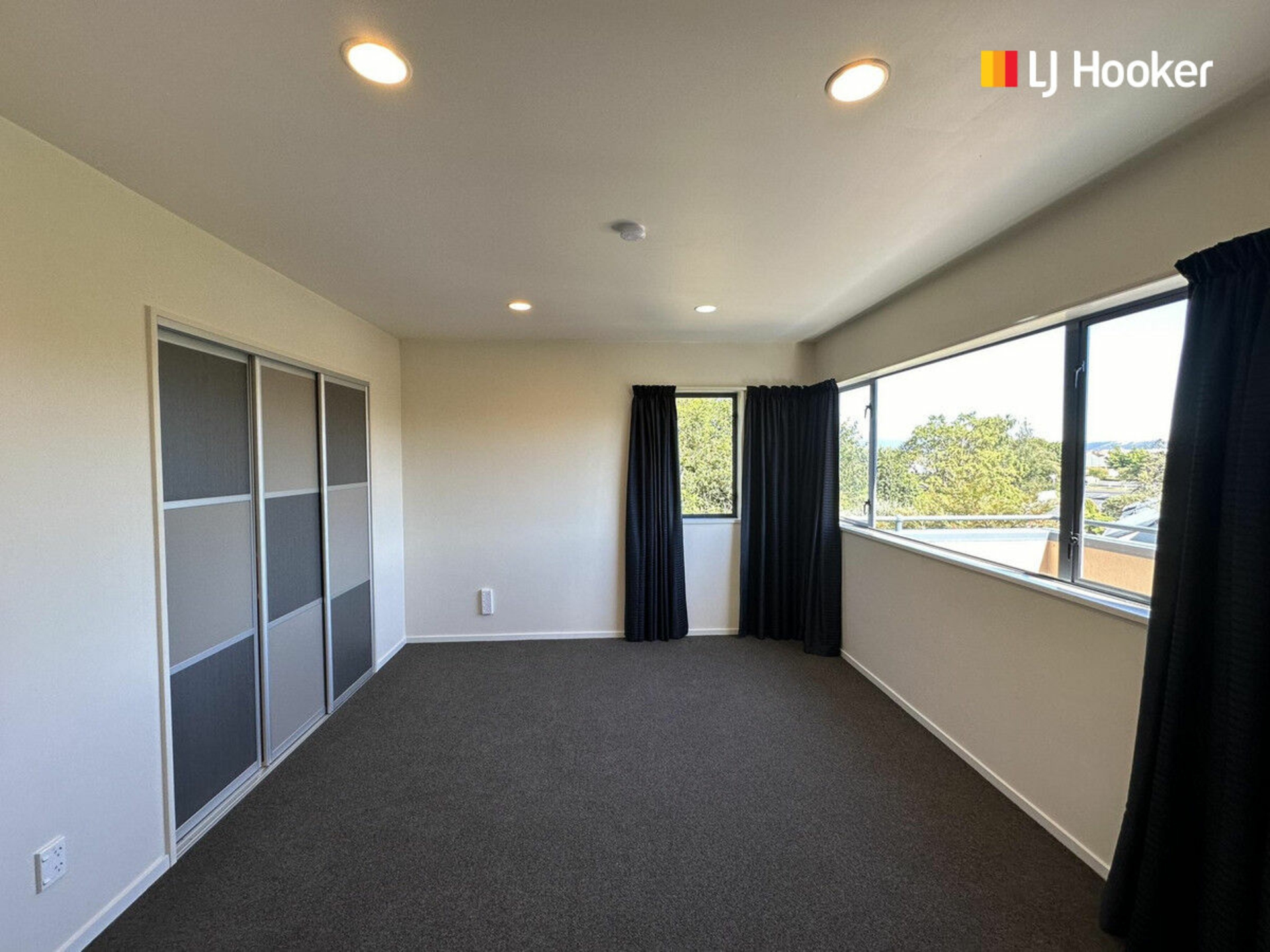 6 Brookside Place, MOSGIEL
