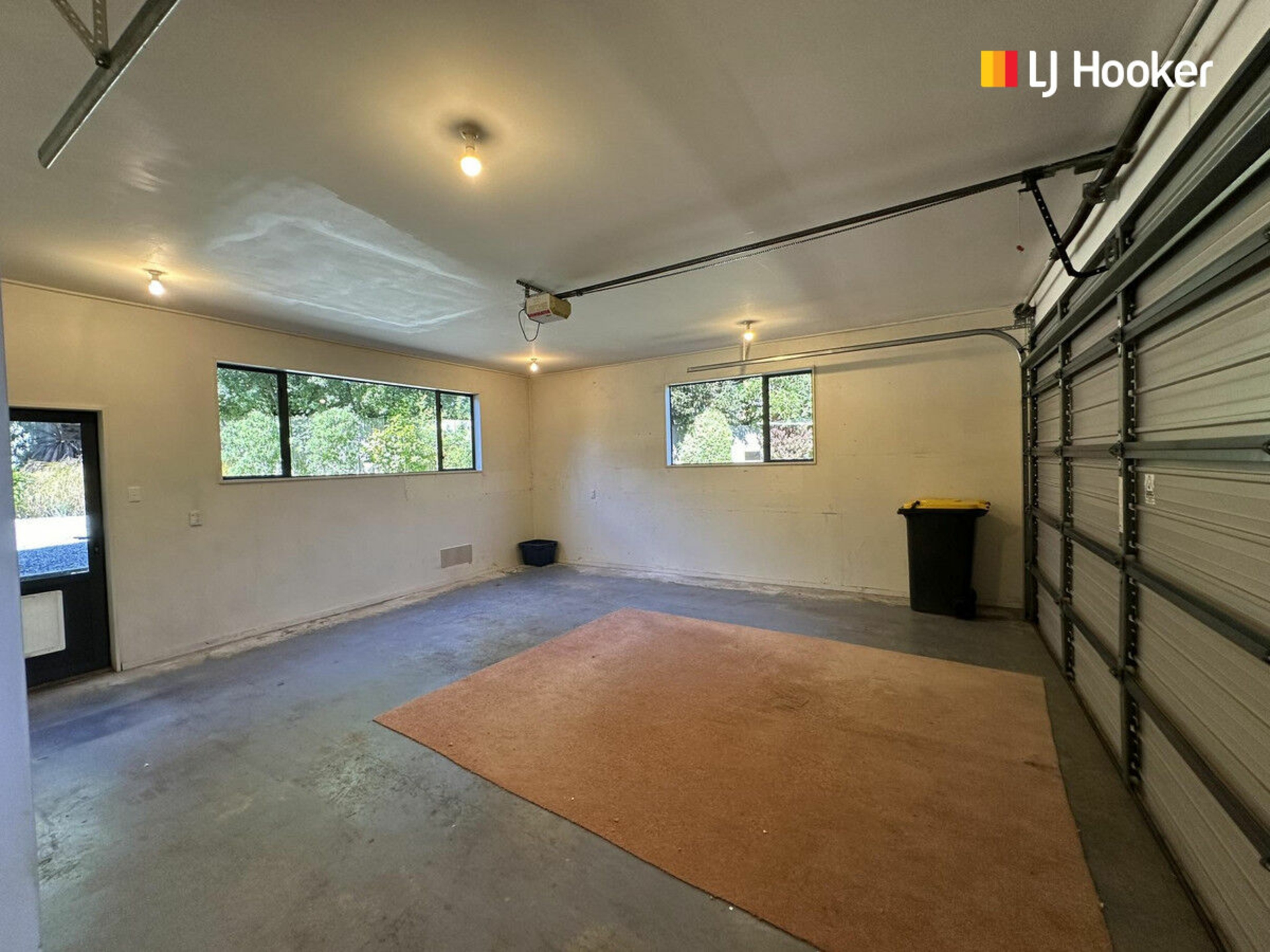 6 Brookside Place, MOSGIEL