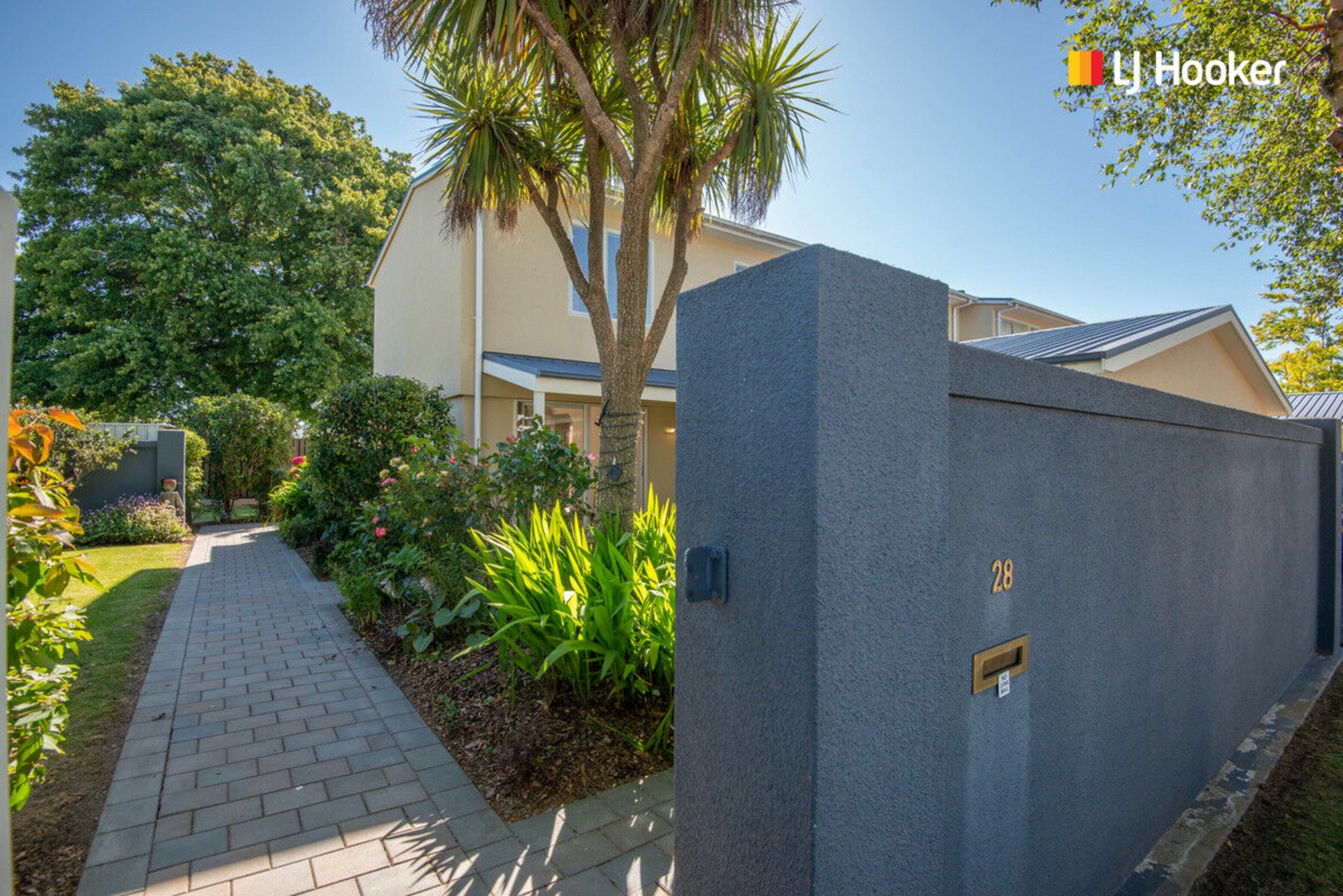 28 Arran Street, MOSGIEL