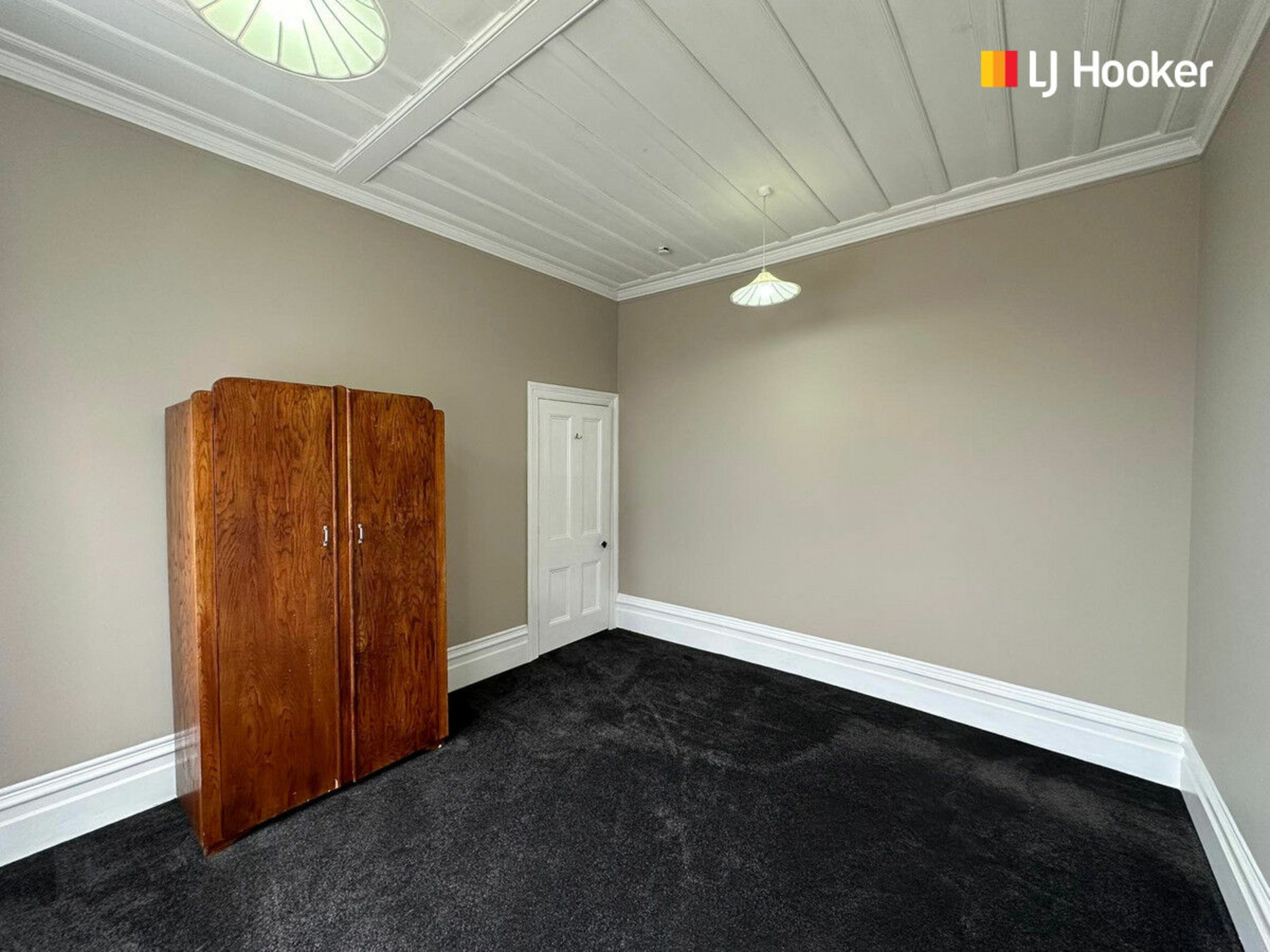 255 Oxford Street, SOUTH DUNEDIN