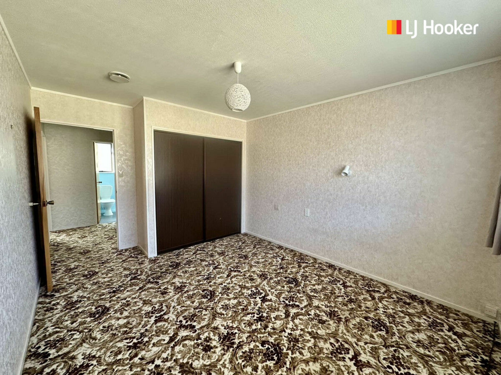 A/10 Law Street, CAVERSHAM