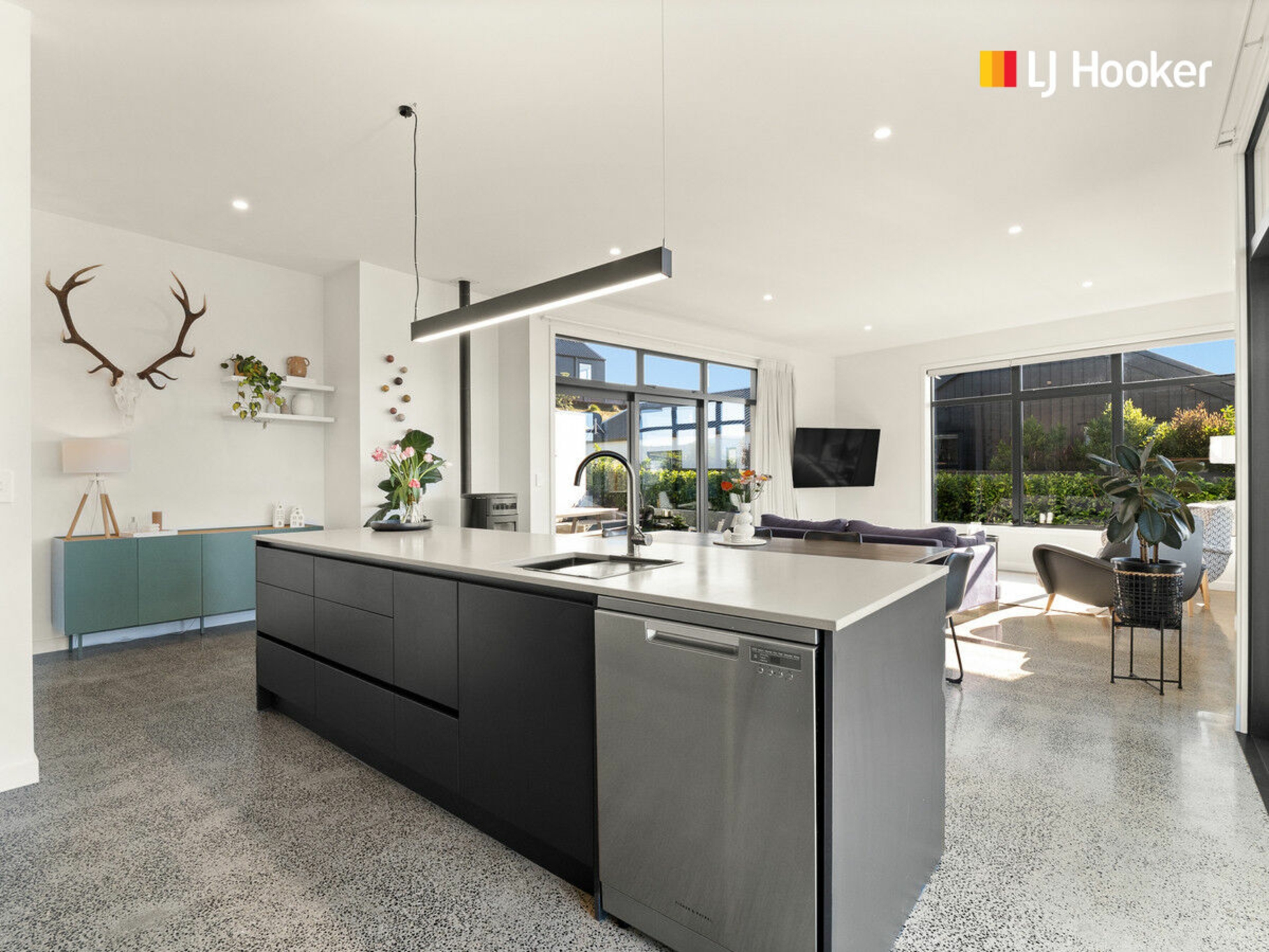 9 Camden Grove, MAIA