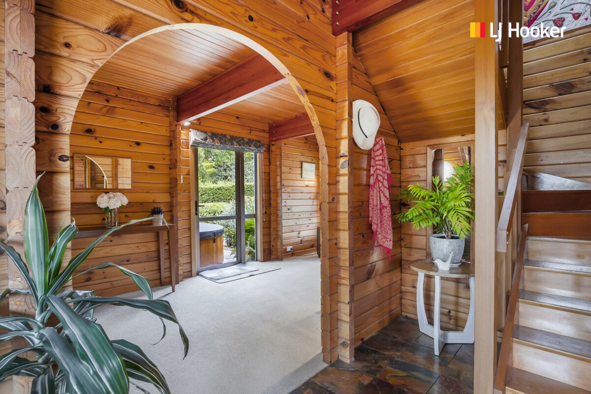 89 Tirohanga Road, NORTH TAIERI