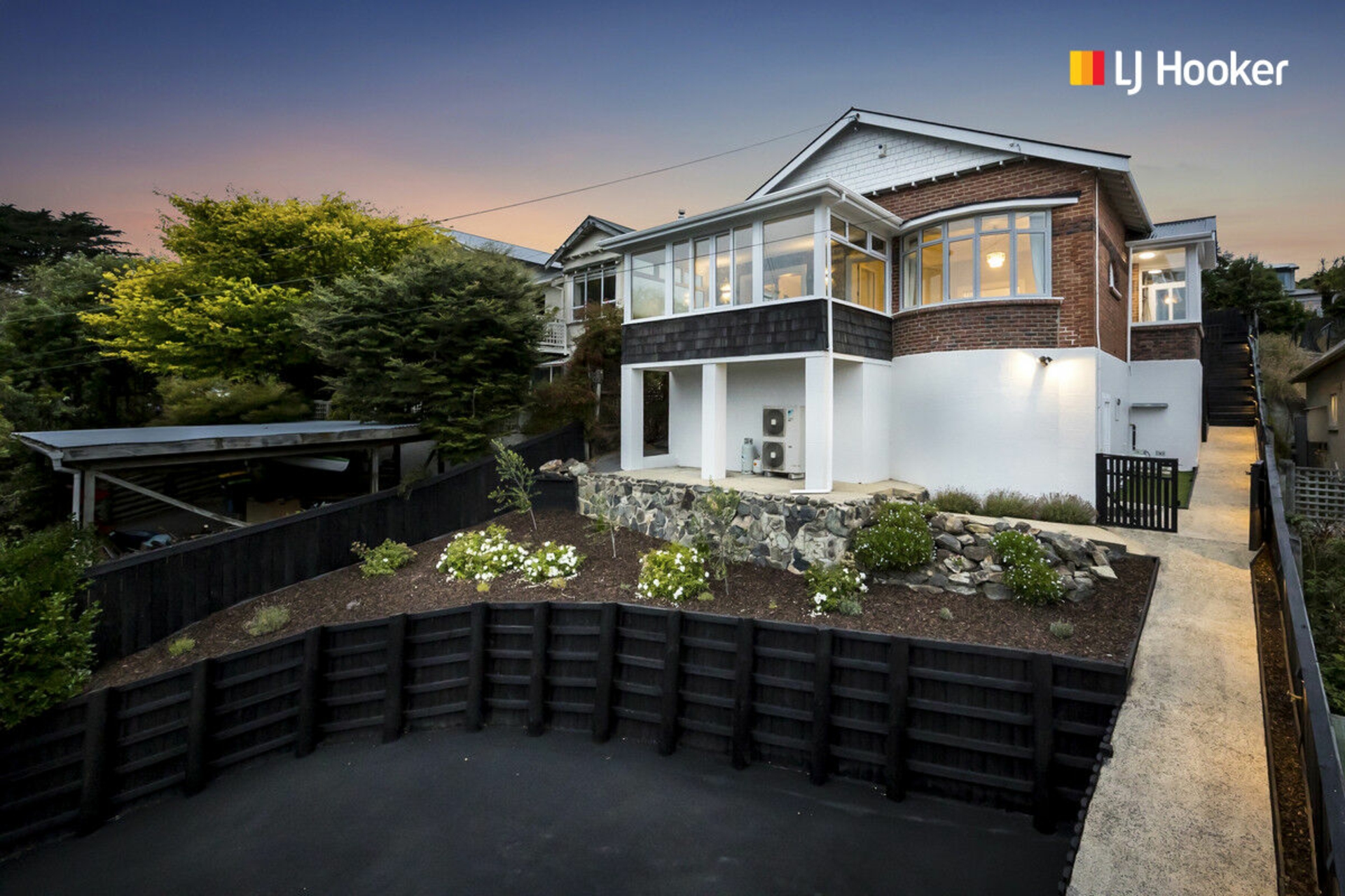 12 Highcliff Road, ANDERSONS BAY