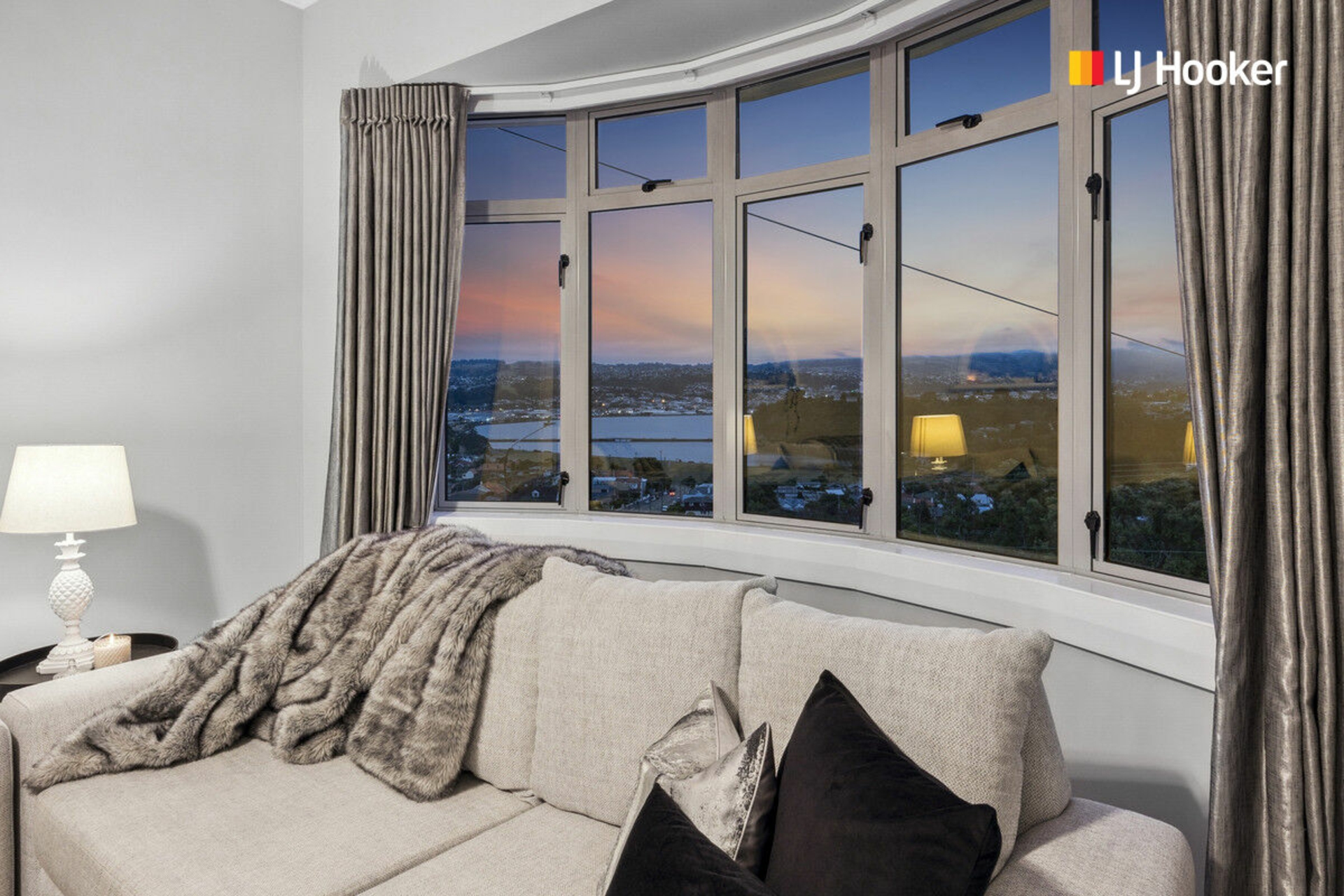 12 Highcliff Road, ANDERSONS BAY