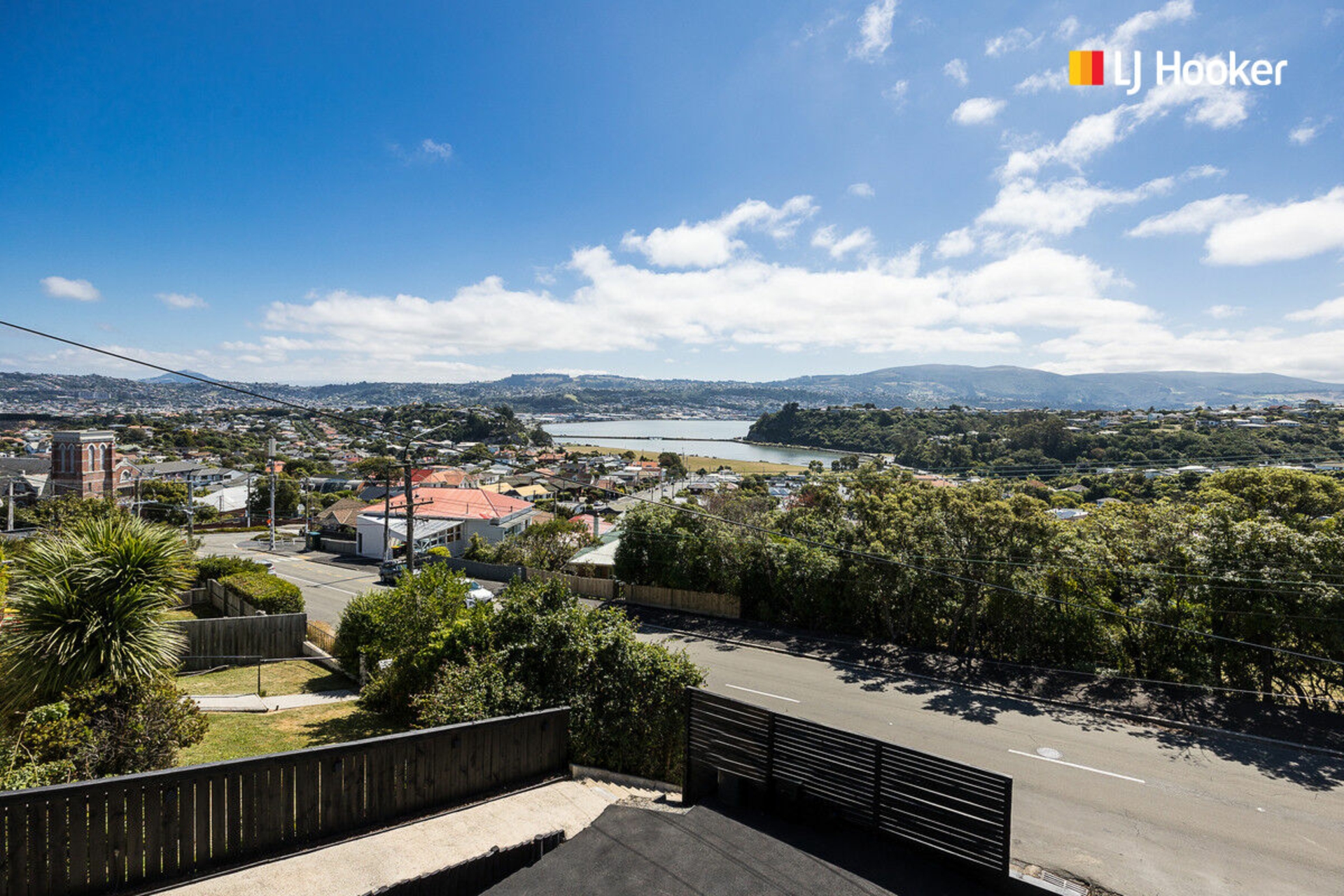 12 Highcliff Road, ANDERSONS BAY