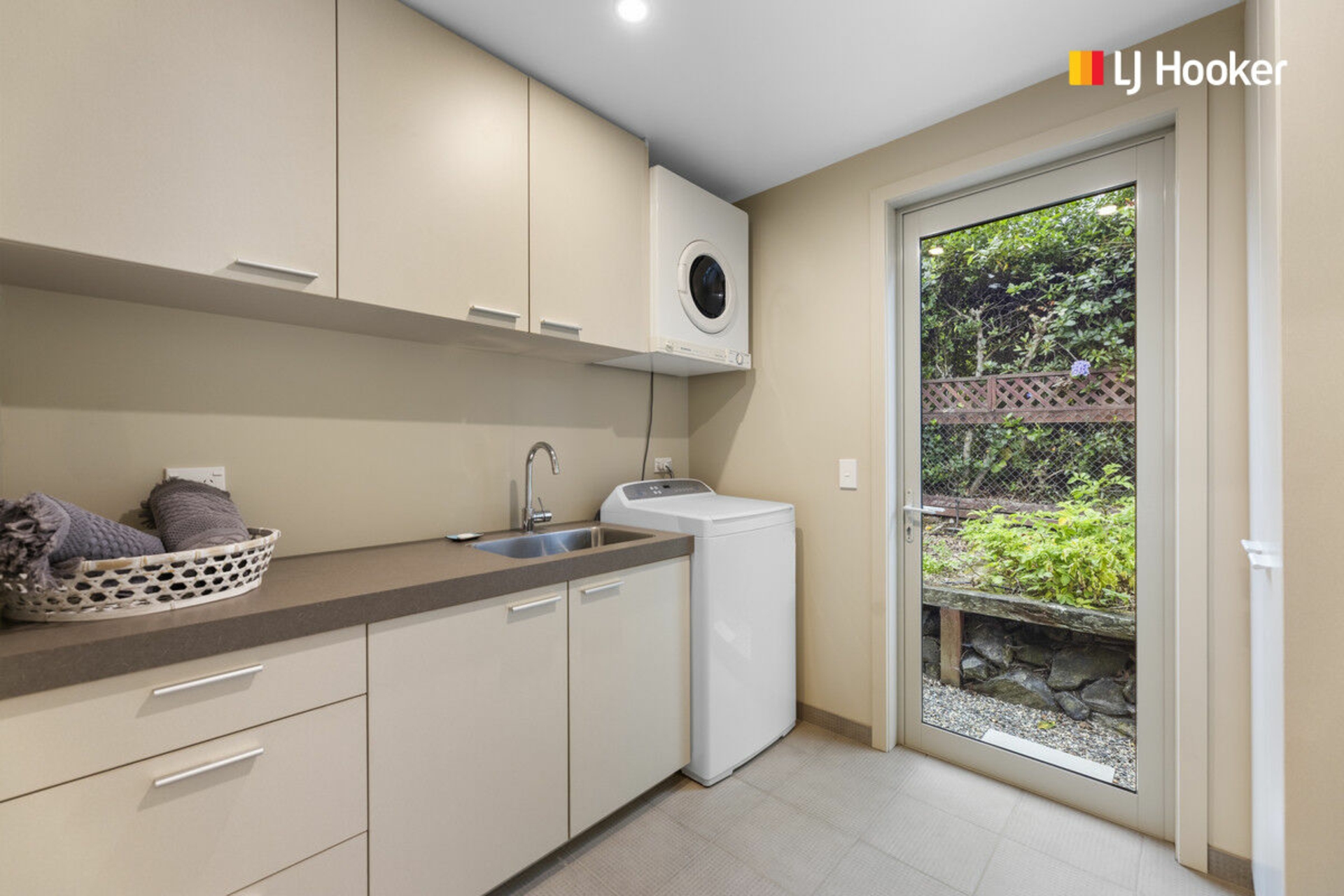20 Holm Avenue, BROAD BAY