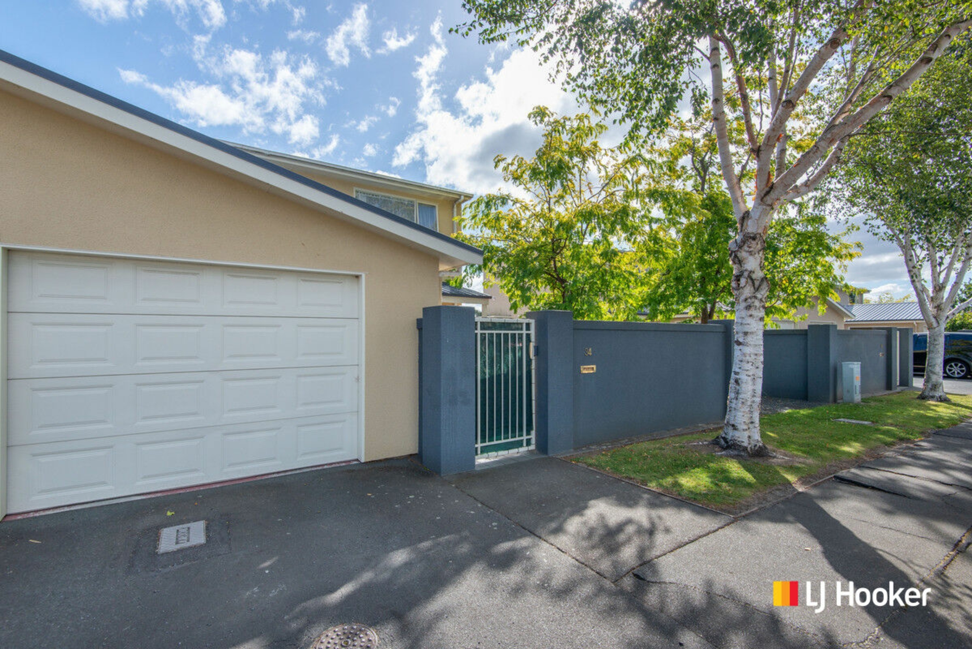 34 Arran Street, MOSGIEL