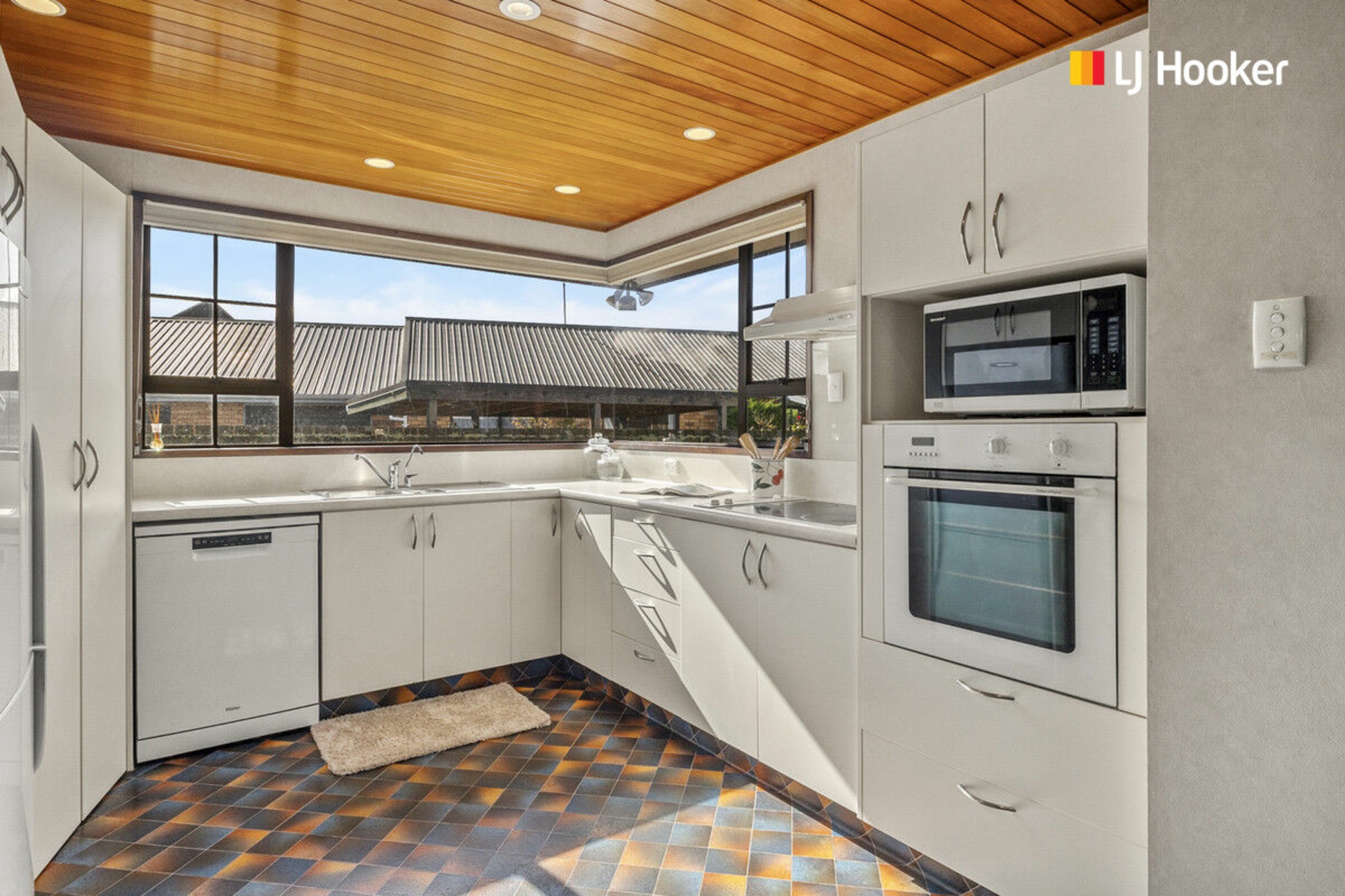 81 Bush Road, MOSGIEL