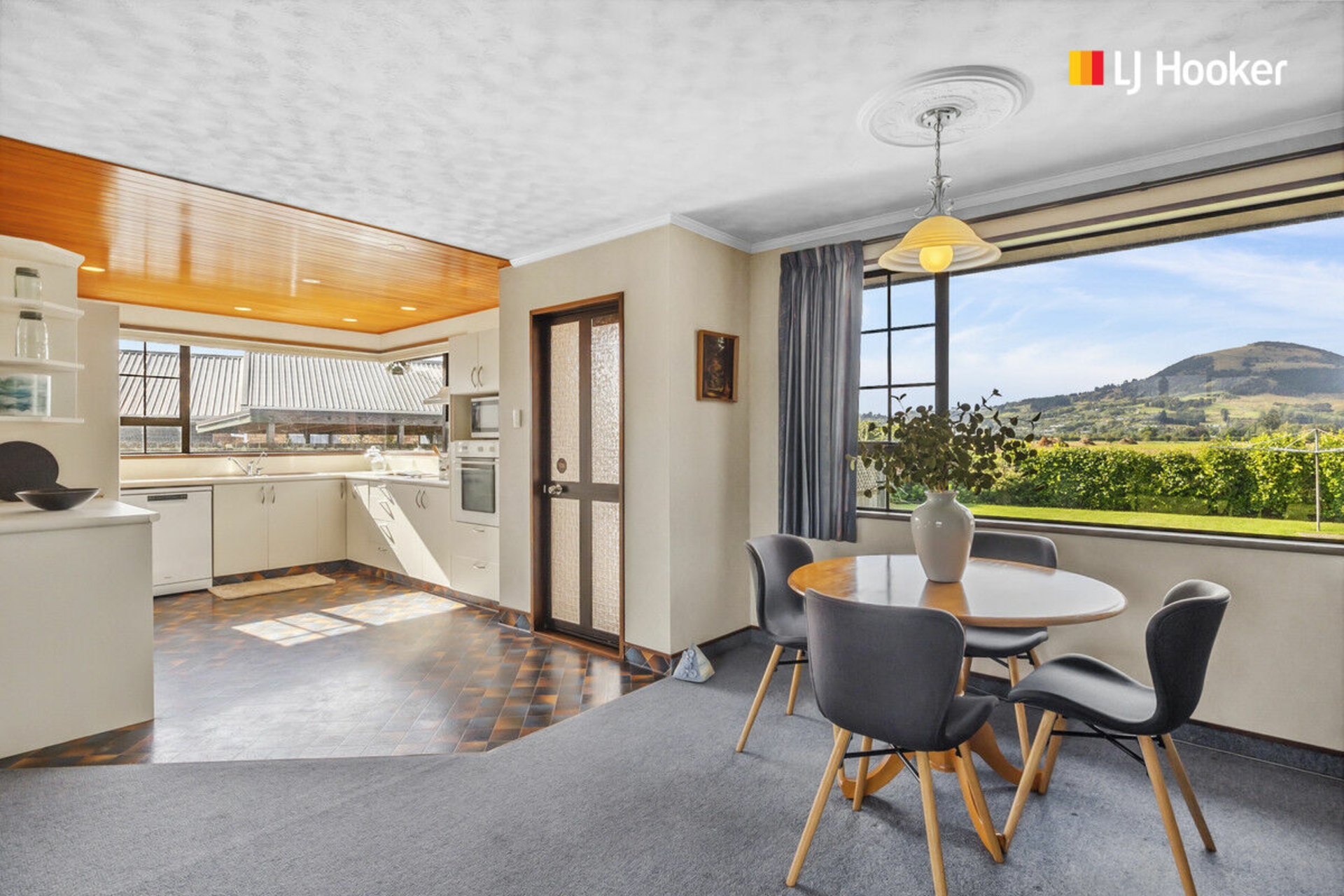 81 Bush Road, MOSGIEL