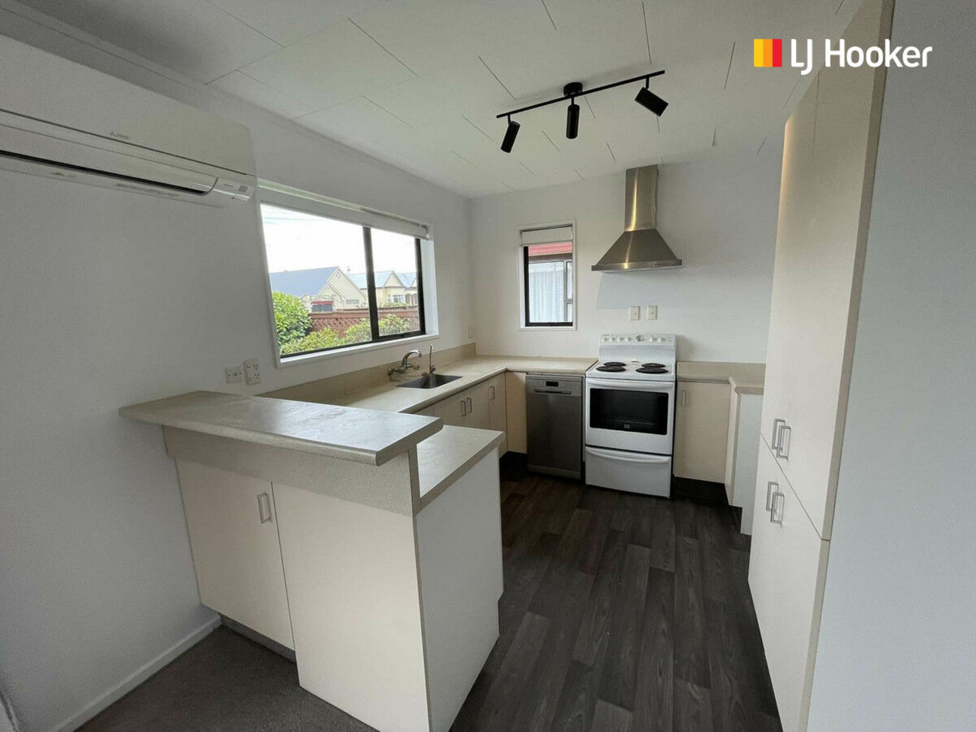 B/10 Market Street, SAINT KILDA
