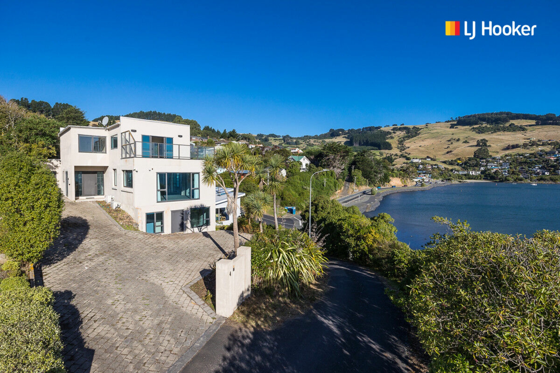 4 Bewley Avenue, MACANDREW BAY