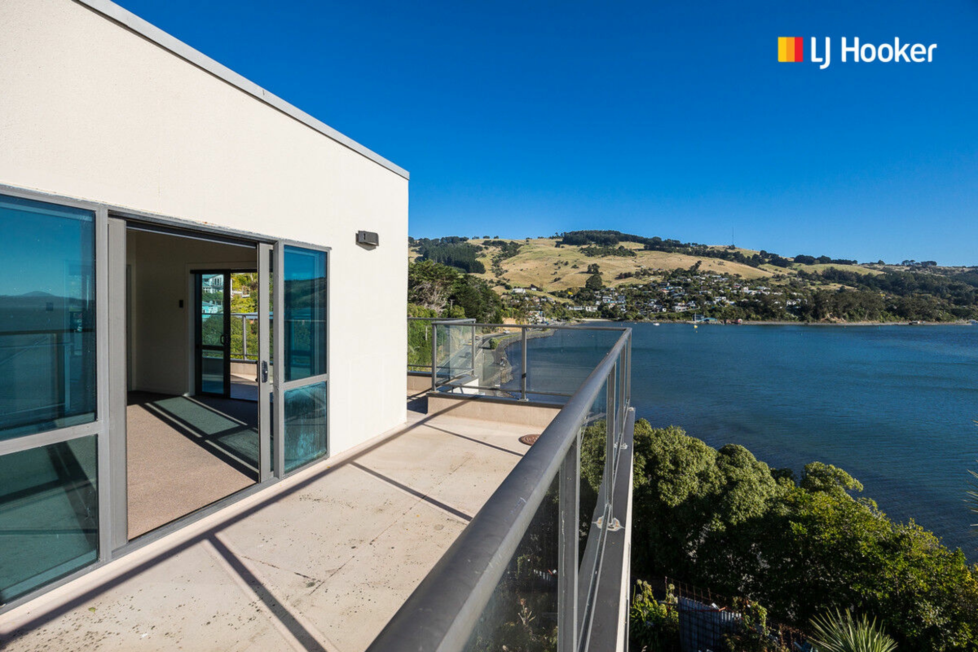 4 Bewley Avenue, MACANDREW BAY