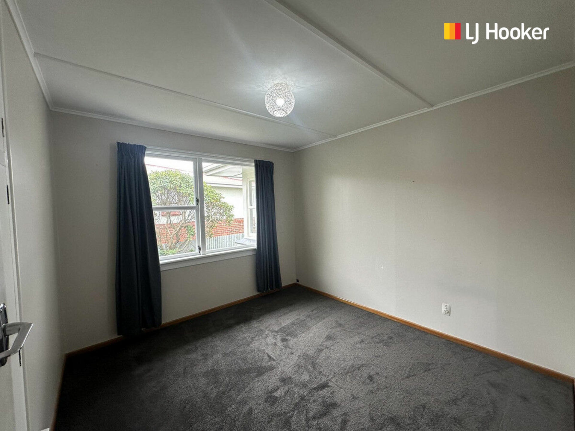3 Duff Place, MOSGIEL
