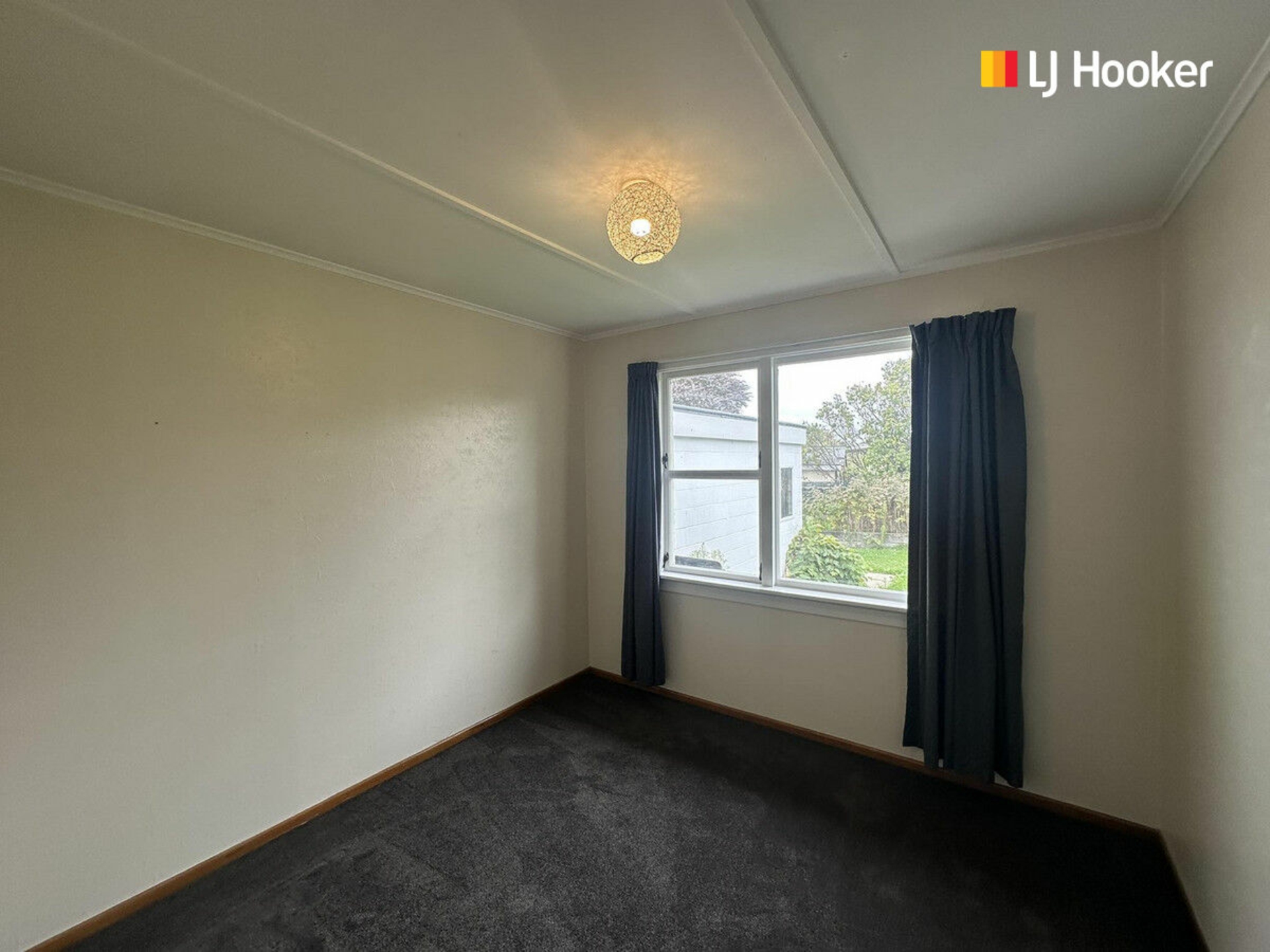 3 Duff Place, MOSGIEL