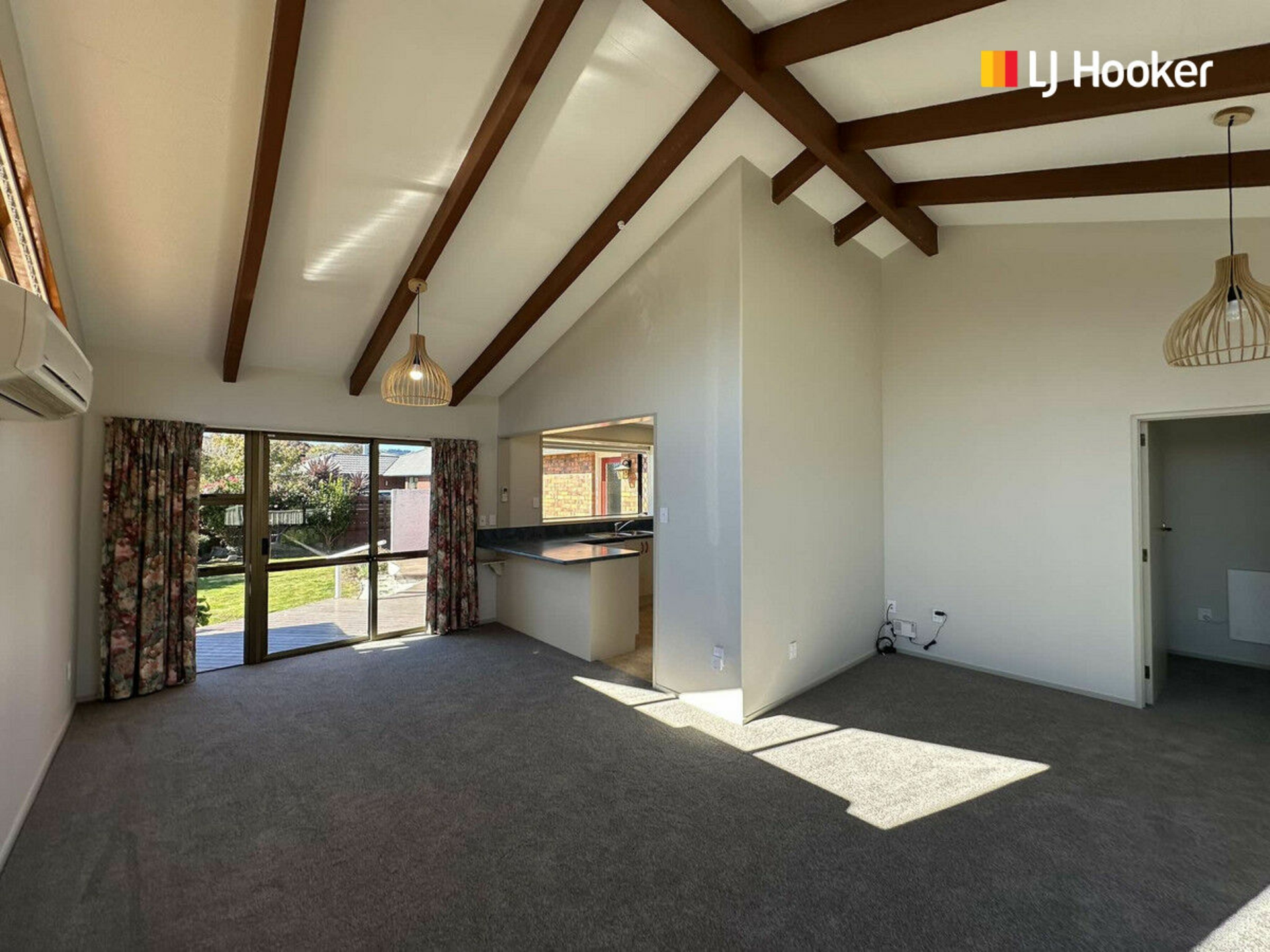 77 High Street, MOSGIEL