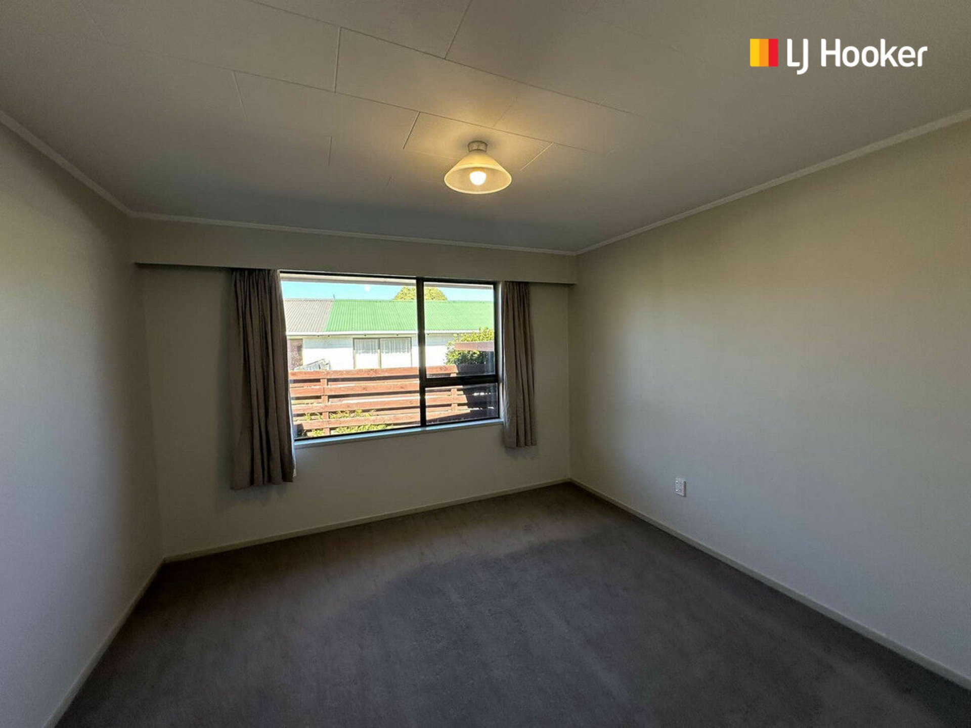 77 High Street, MOSGIEL