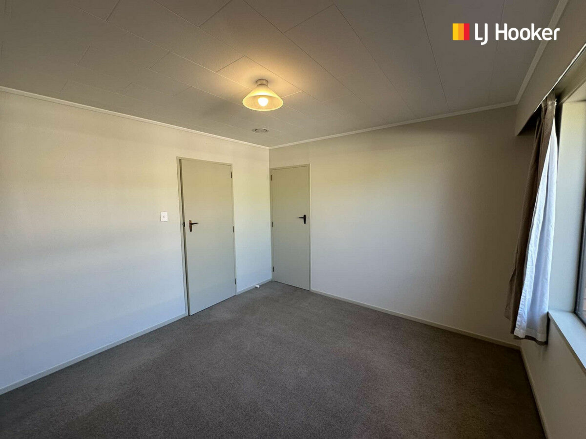 77 High Street, MOSGIEL