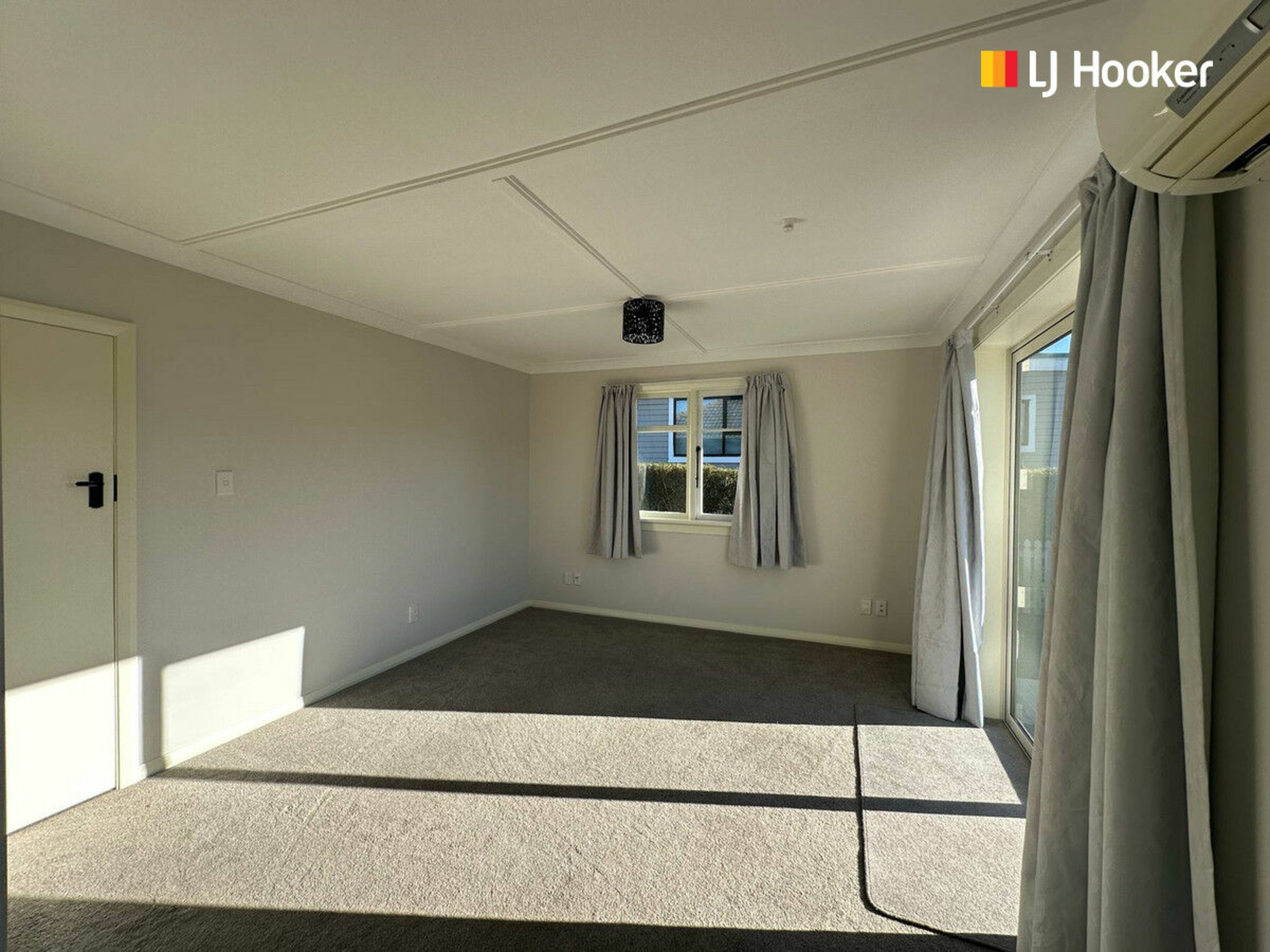 104 Main Road, FAIRFIELD