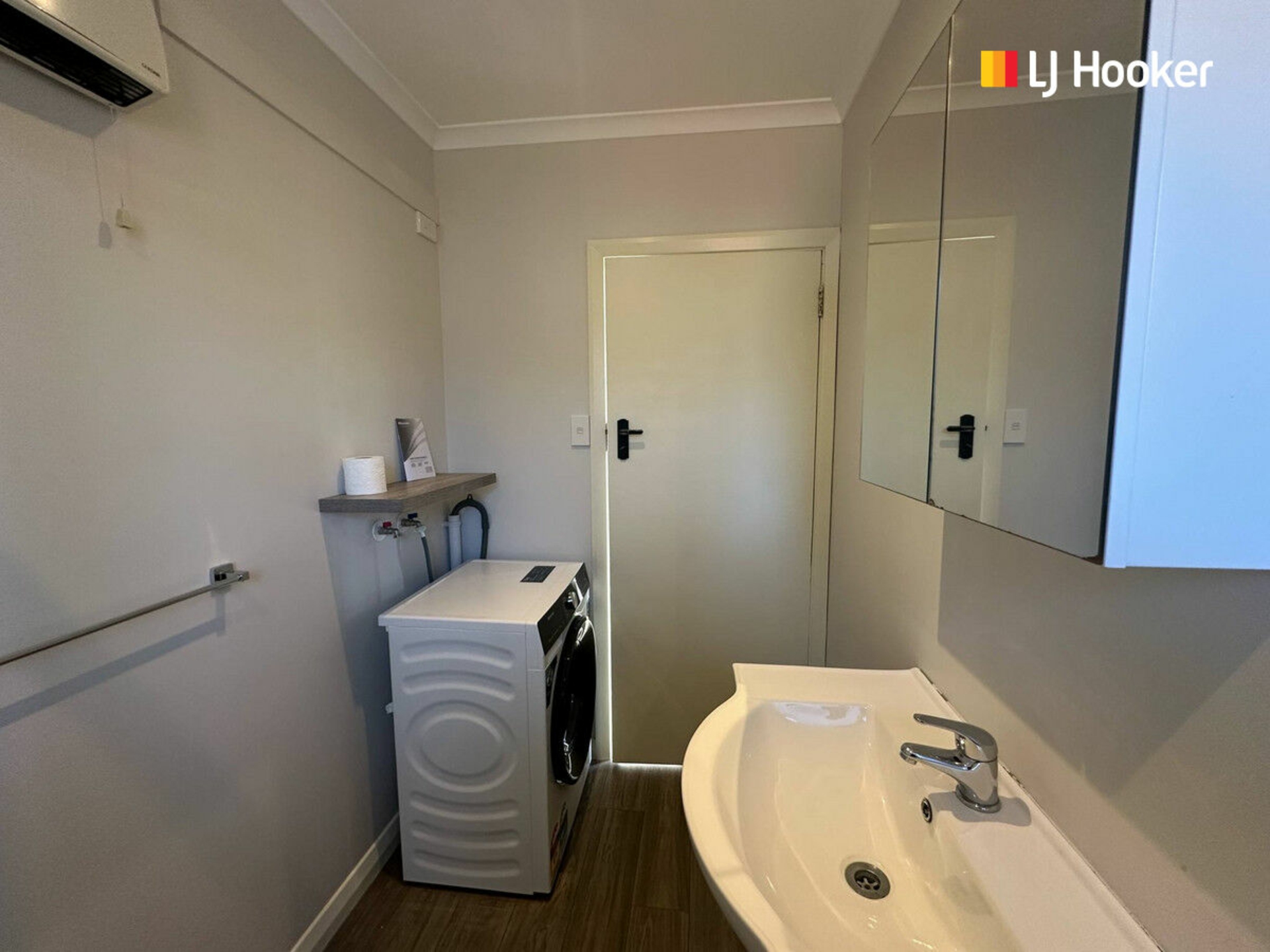 104 Main Road, FAIRFIELD
