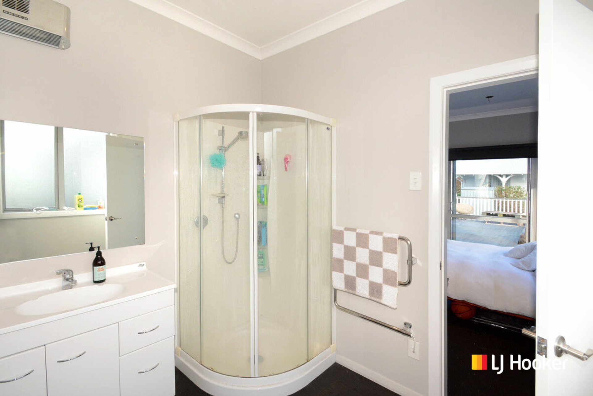 16 Mills Street, SAINT KILDA