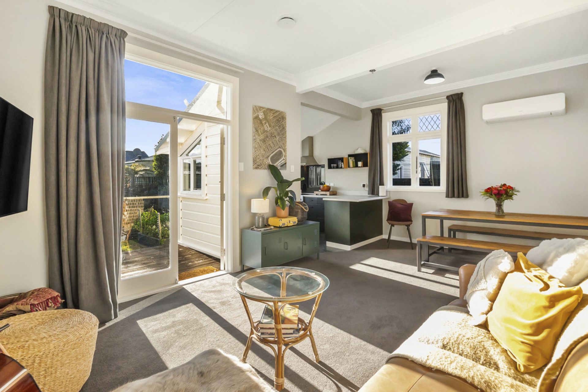 9 Montreal Street, SAINT KILDA